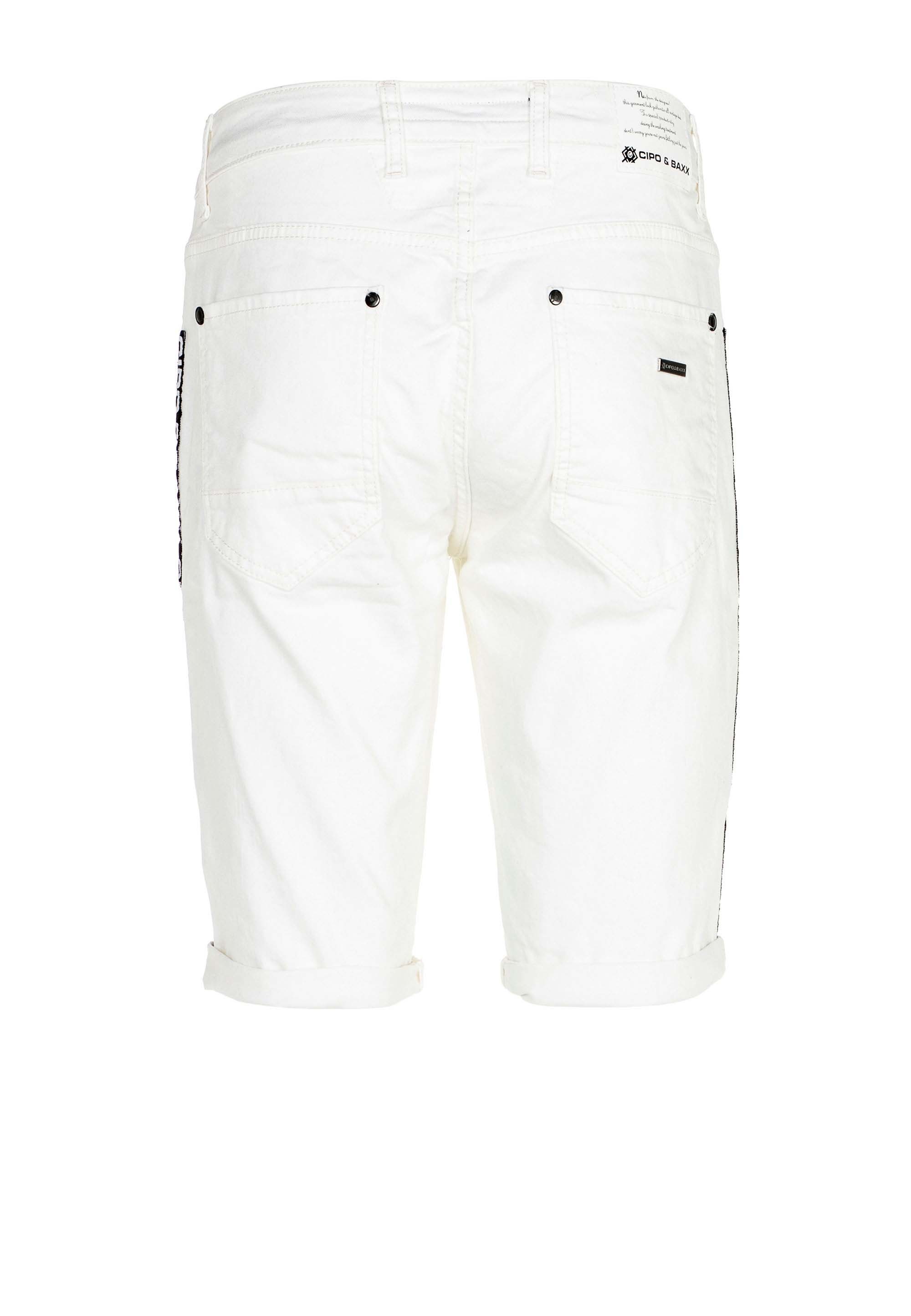 Cipo & Baxx Shorts, mit Flansch und Streifen