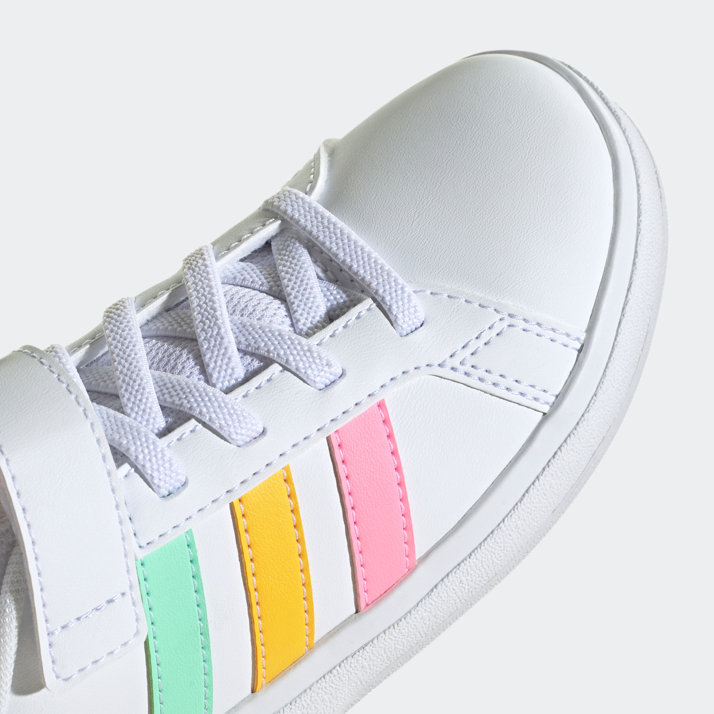adidas Sportswear Klettschuh »GRAND COURT 2.0 KIDS«, Design auf den Spuren des adidas Superstar