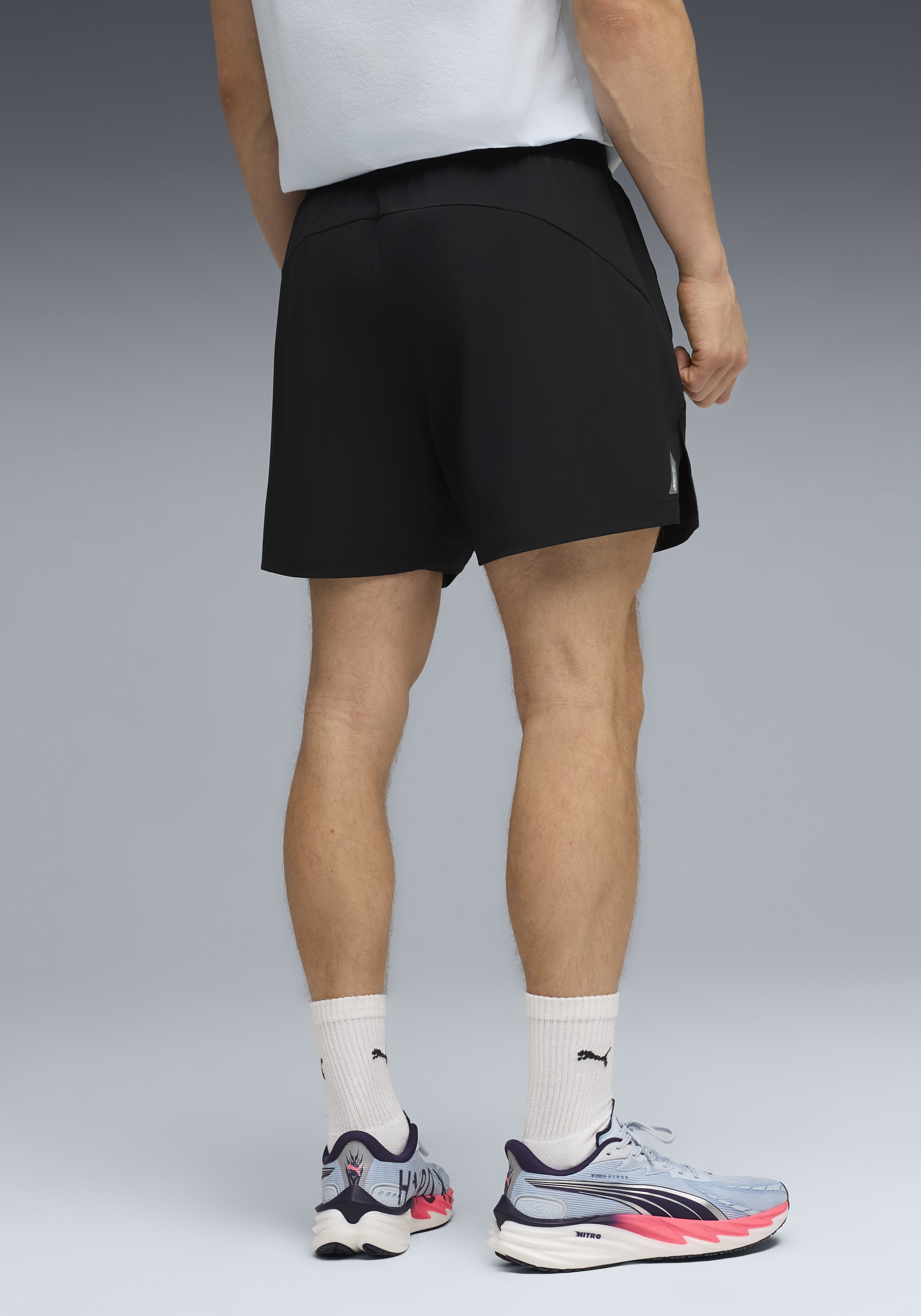 PUMA Trainingsshorts »M  X HYROX DRYELITE 5" SHORT«  sportlicher Stil, für Fitnessprogramm, elastisches Material