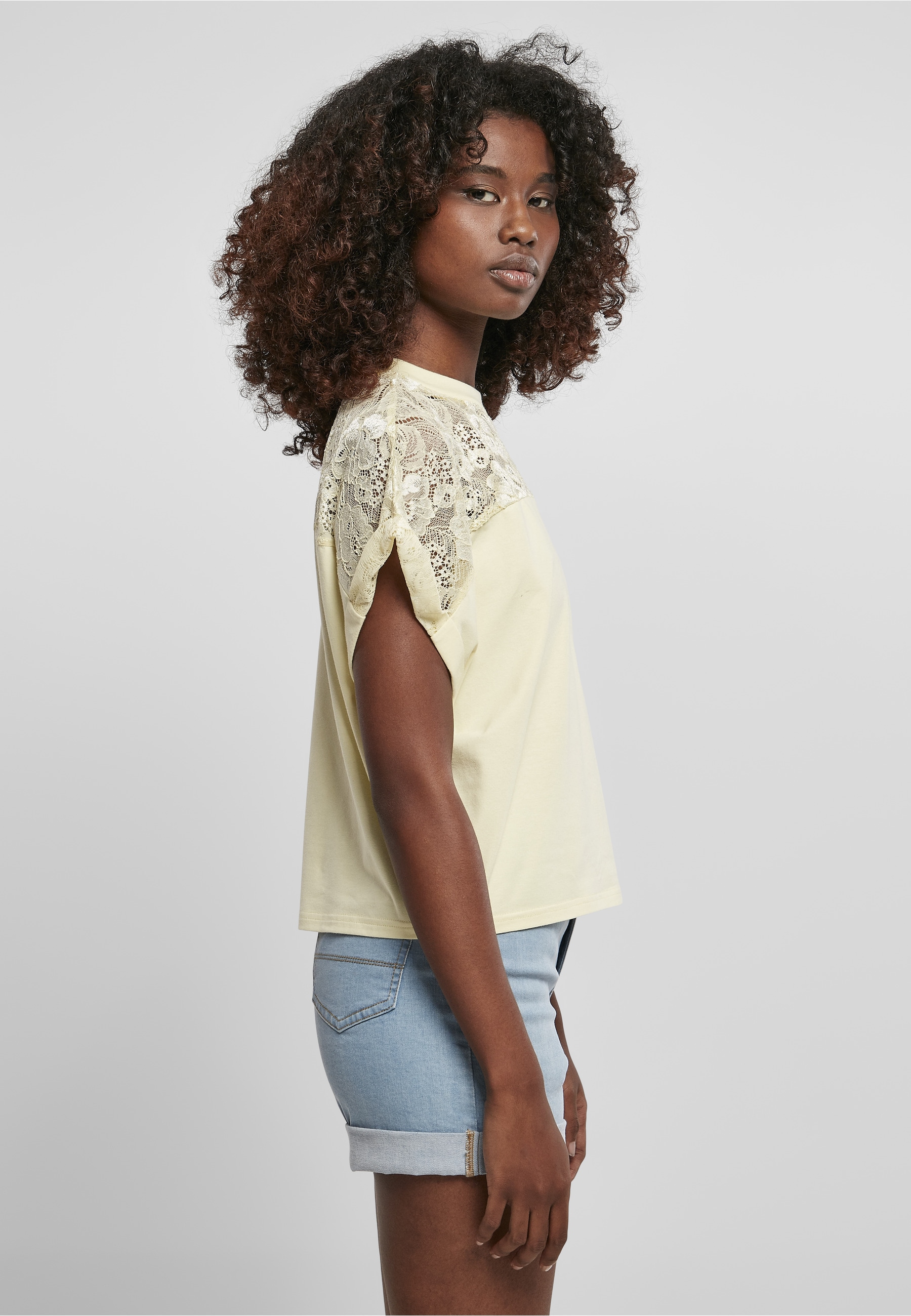 URBAN CLASSICS Kurzarmshirt »Urban Classics Damen Ladies Short Oversized Lace Tee« 1 Stk.