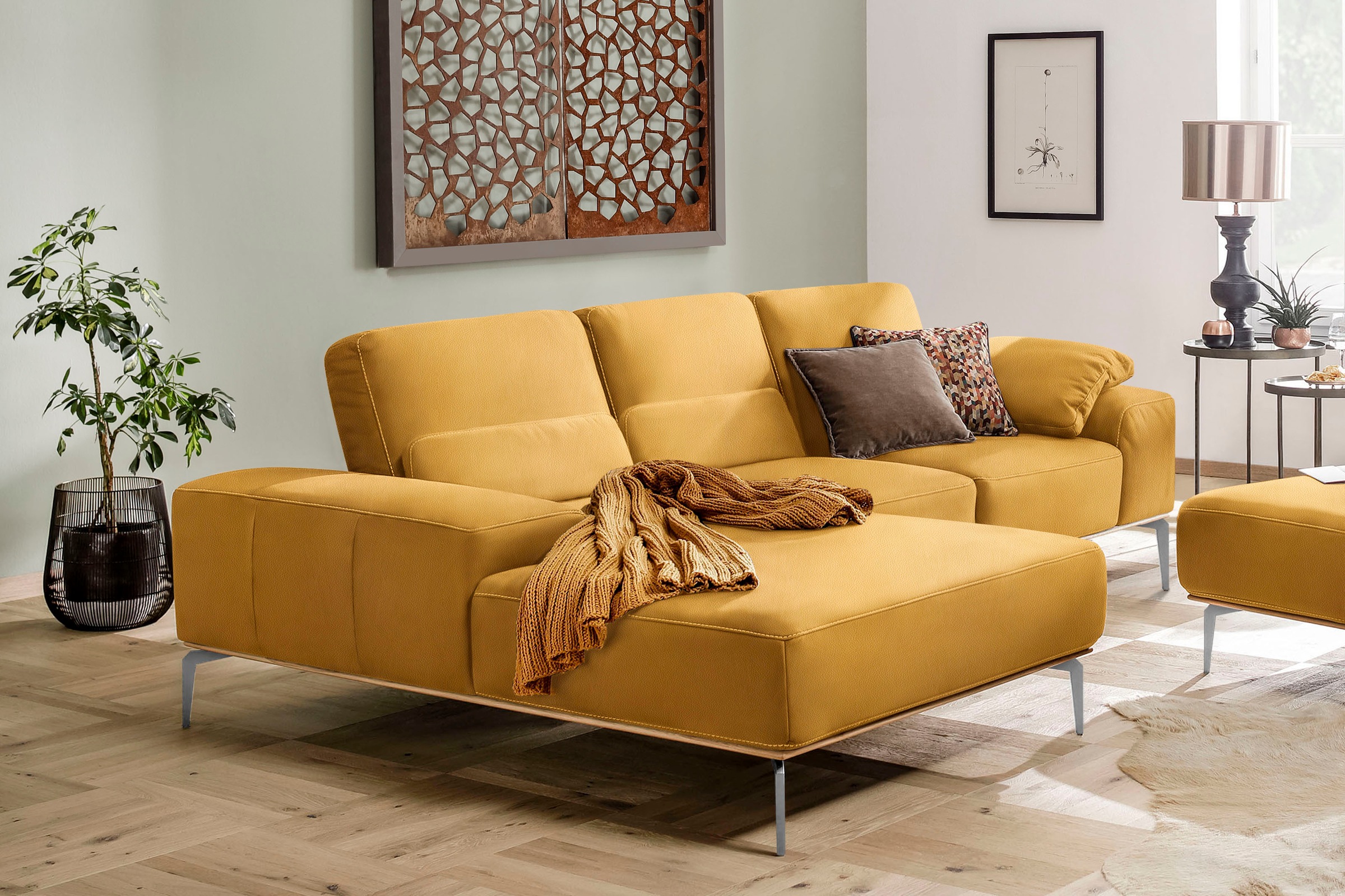 W.SCHILLIG Ecksofa »run, Designsofa mit tollem Sitzkomfort, L-Form«, mit elegantem Holzsockel, Füße in Chrom glänzend, Breite 279 cm