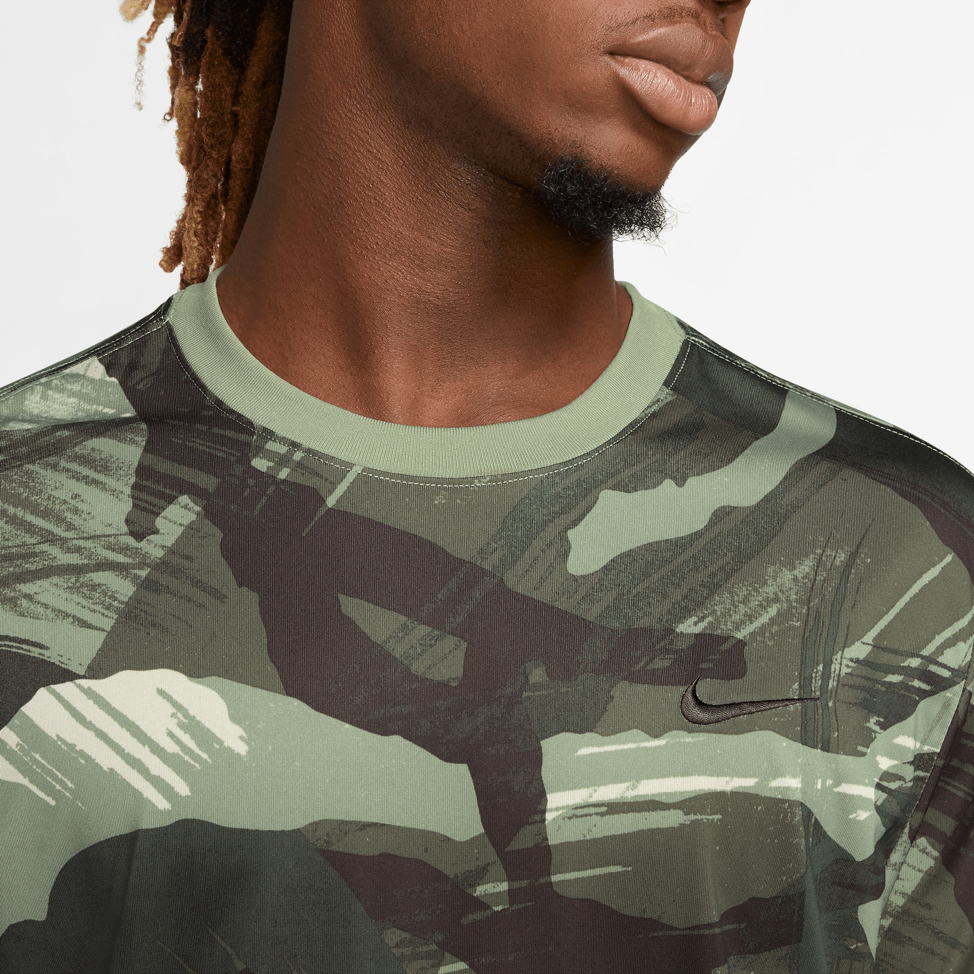 Nike Trainingsshirt »DRI-FIT LEGEND MEN'S CAMO FITNESS T-SHIRT«