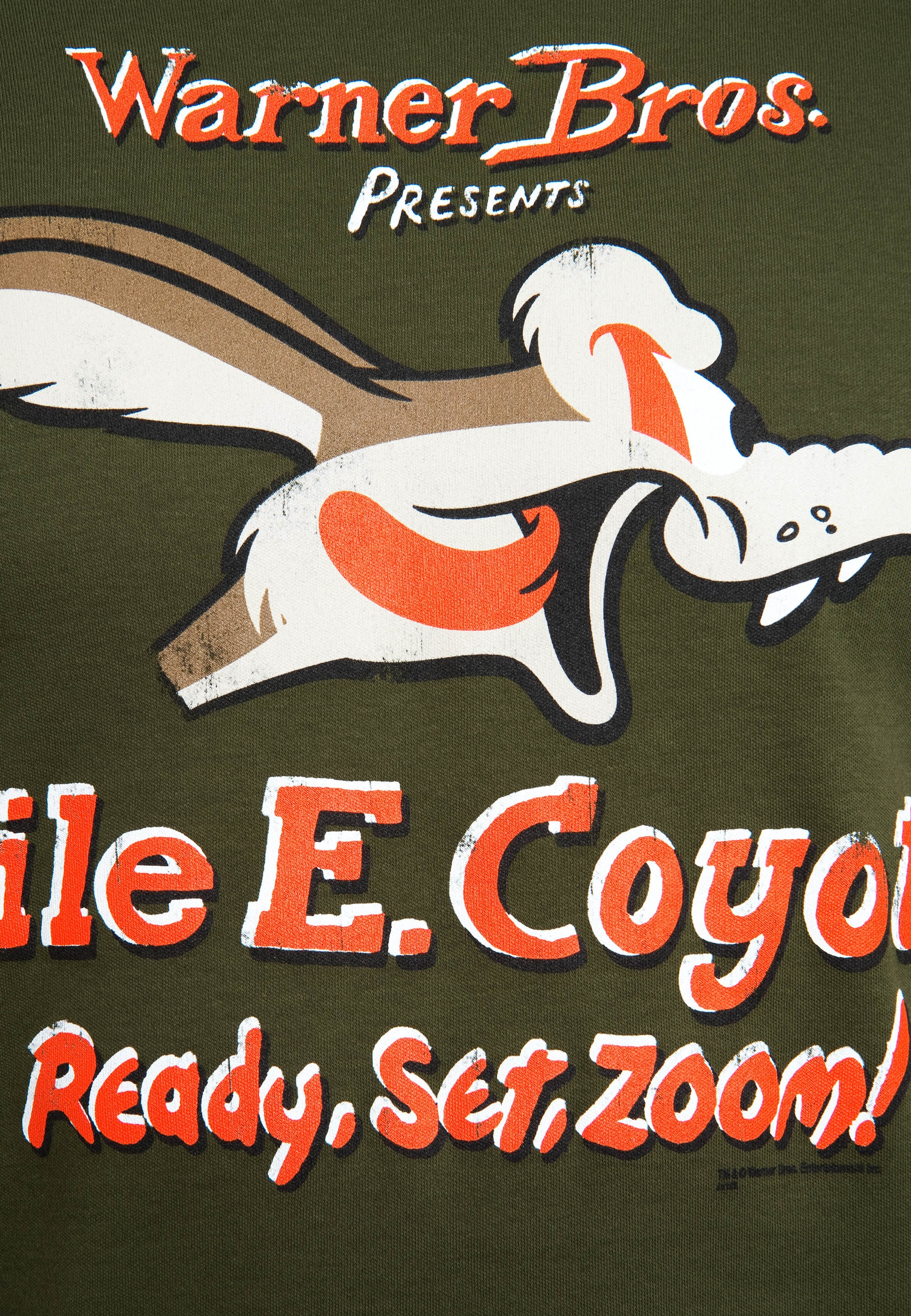 LOGOSHIRT T-Shirt »Coyote«, mit großem Looney Tunes-Druck