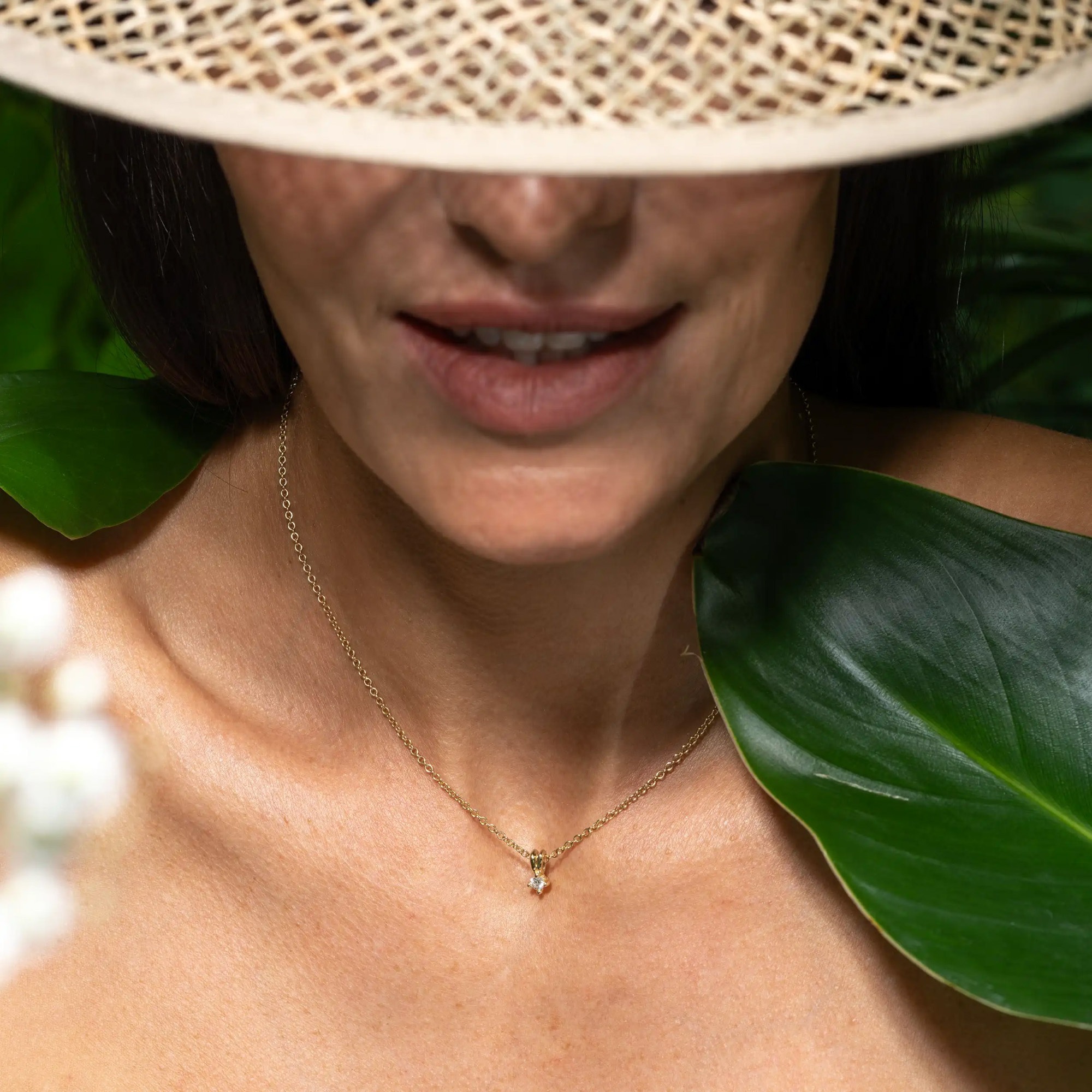 LYOMI Kette mit Anhänger »585/- Gelbgold 1 synth. Diam. 0,10 ct.«
