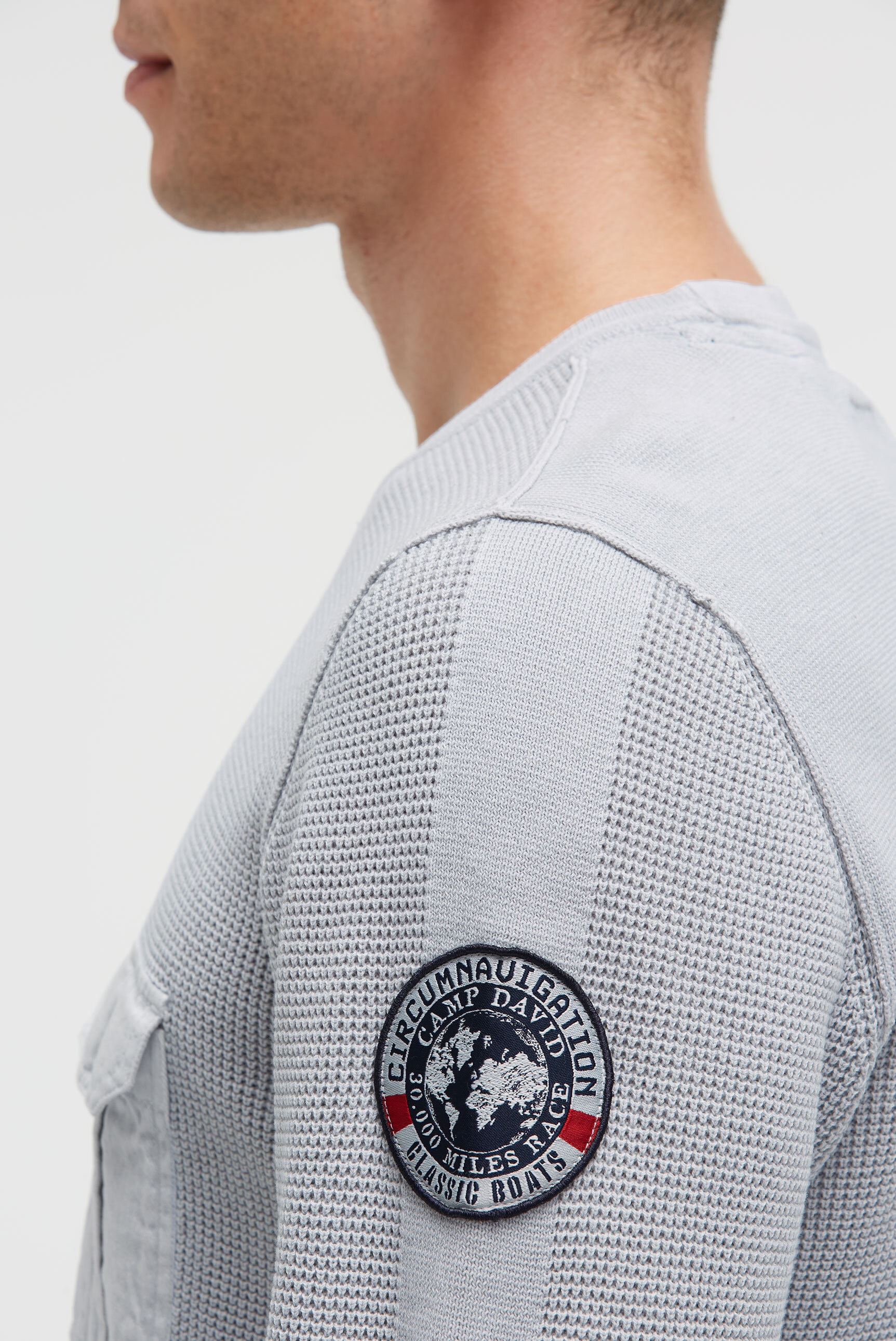 CAMP DAVID Rundhalspullover mit nach außen gekehrten Nähten