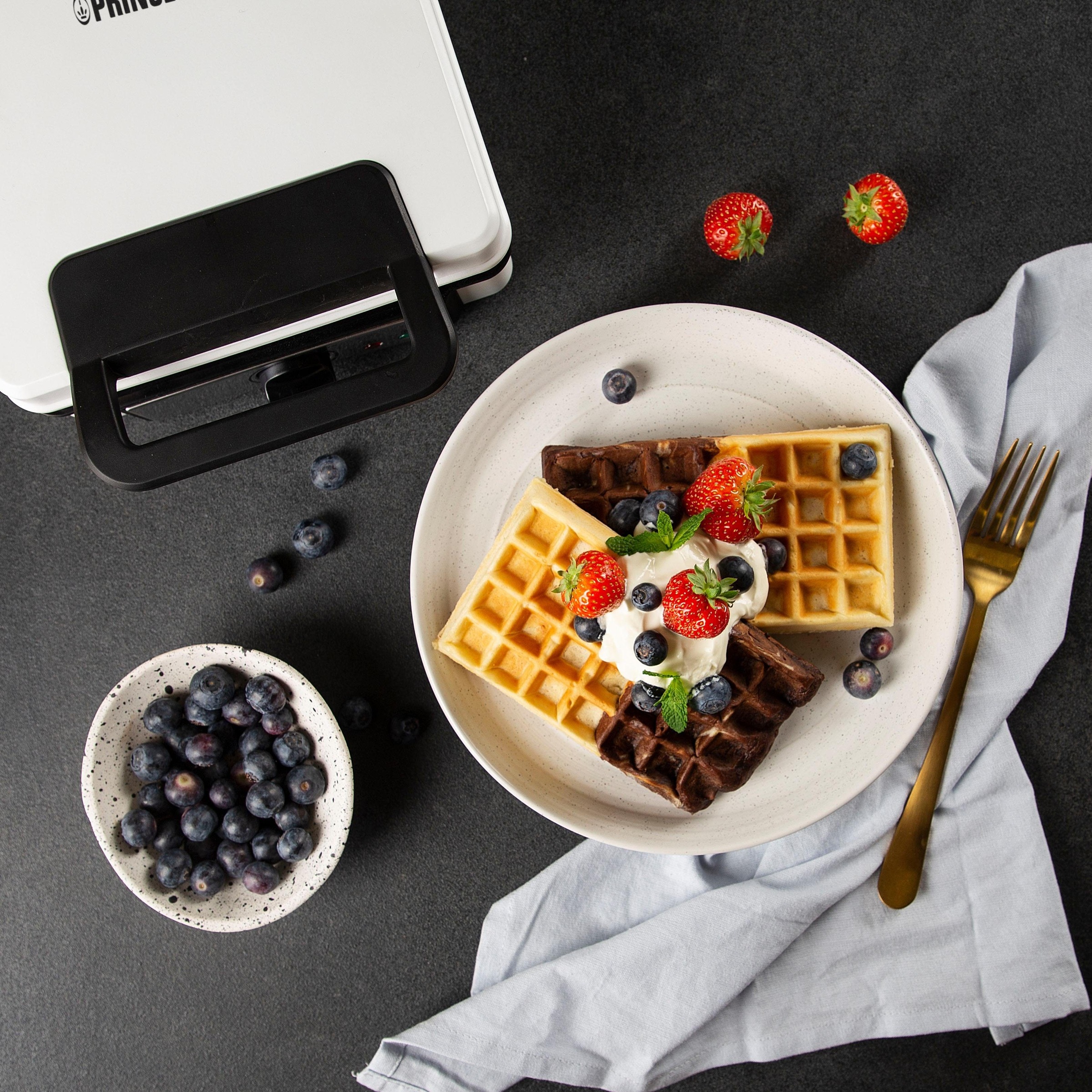 PRINCESS Waffeleisen »132397«, 1200 W, mit Antihaftbeschichtung/ 2 Belgische Waffeln gleichzeitig