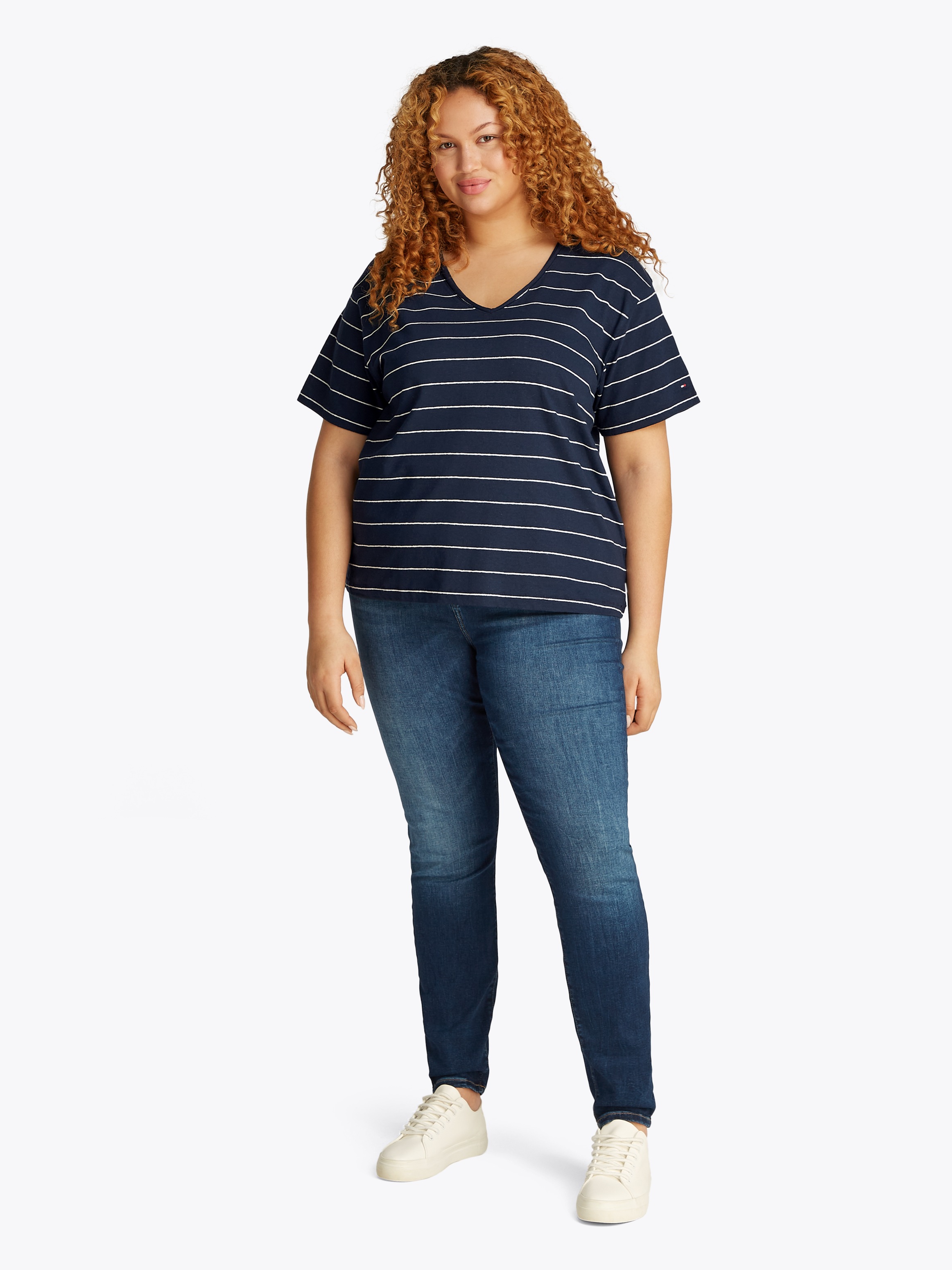 Tommy Hilfiger Curve V-Shirt »CRV MODERN CO LINEN V-NK SS«, in Großen Größen