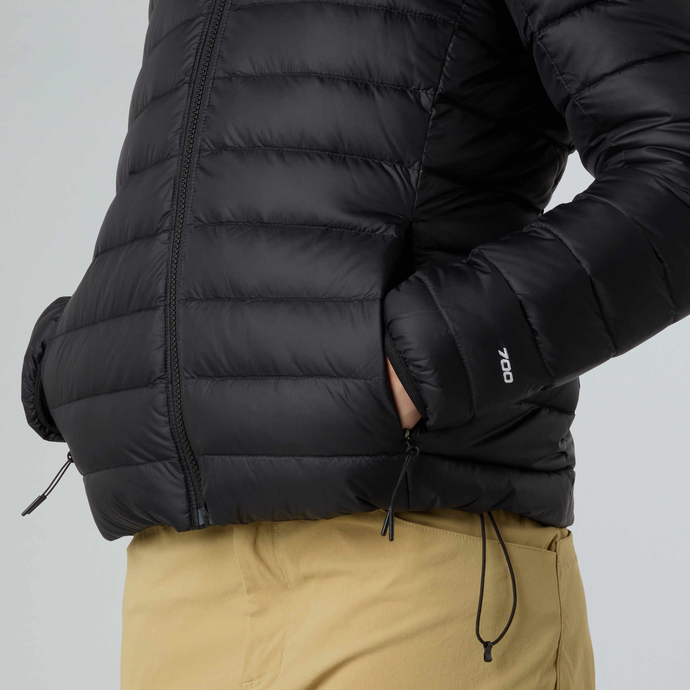 The North Face Daunenjacke »W CLASSIC DOWN HOODED JACKET«, (1 St.), Daunenfüllung, sehr warm, wetterfest