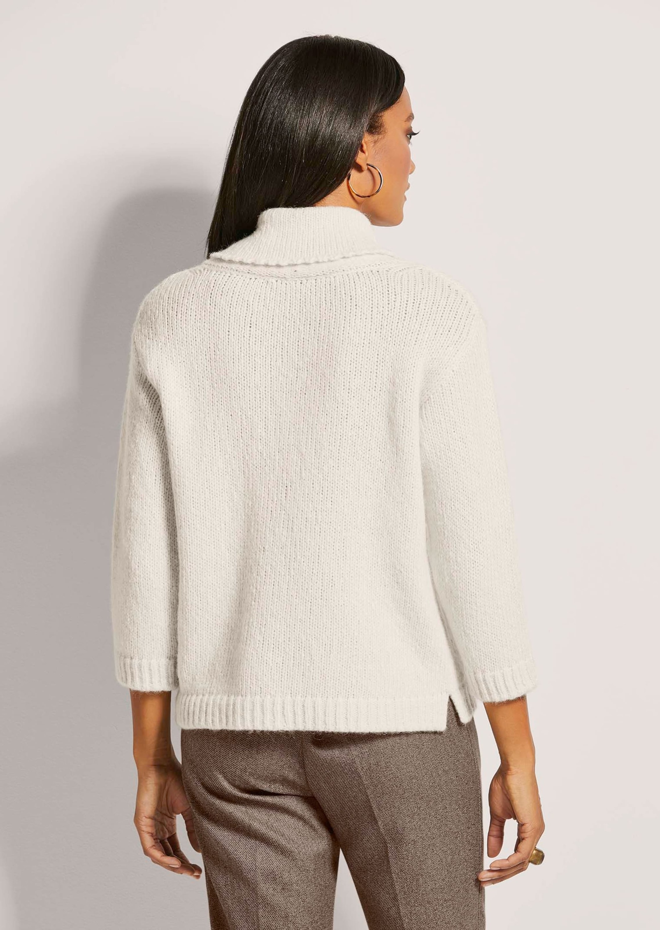 Madeleine Long Pullover Turtleneck 3/4 Sleeve White 40/42 3