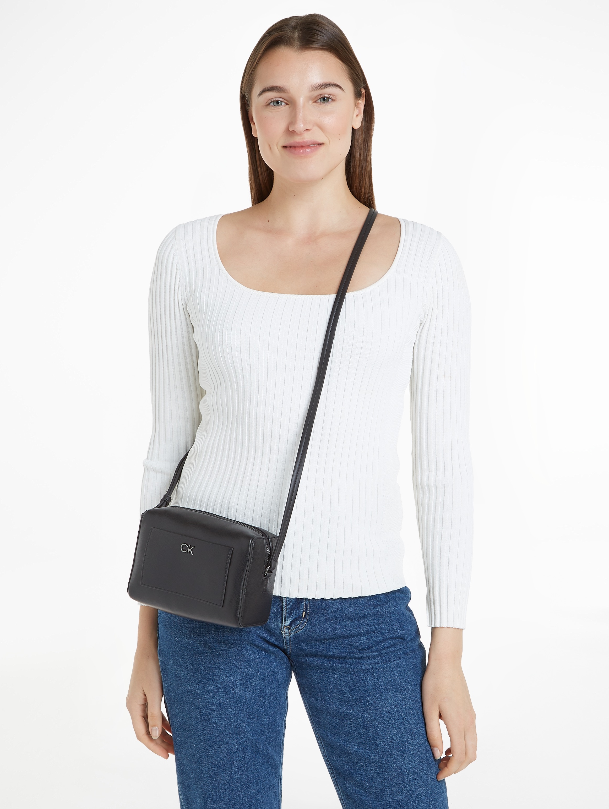 Calvin Klein Umhängetasche »CK DAILY CAMERA BAG PEBBLE«, Handtasche Damen Schultertasche Tasche Damen