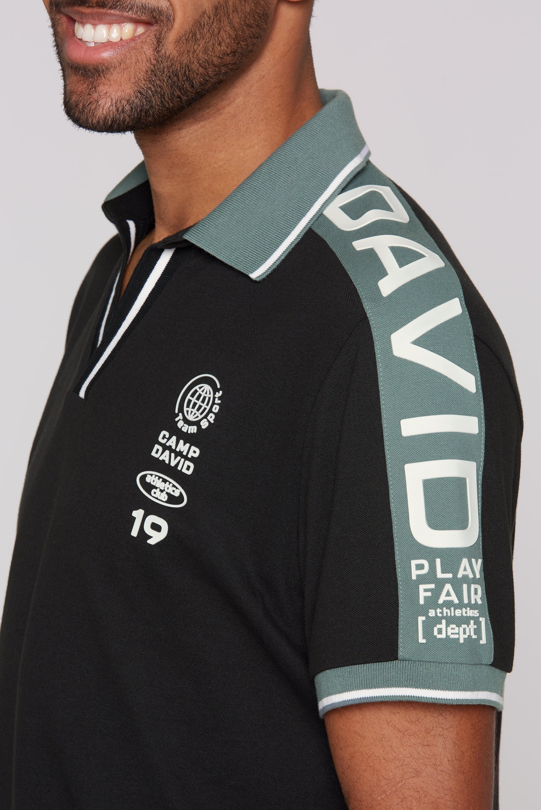 CAMP DAVID Poloshirt, mit V-Ausschnitt