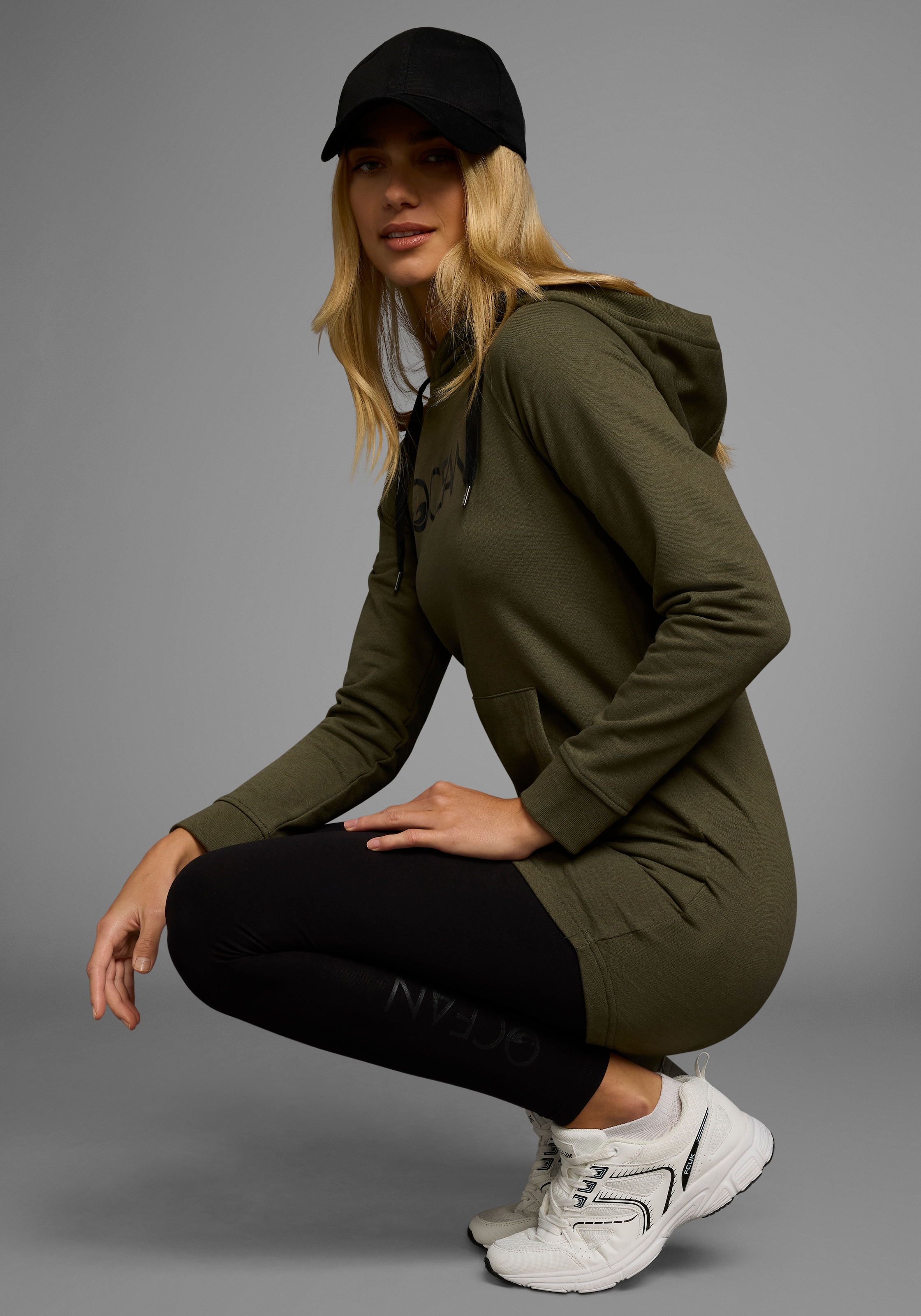 Ocean Sportswear Jogginganzug »Essentials Joggingsuit«, (Packung, 2 tlg., mit Leggings)