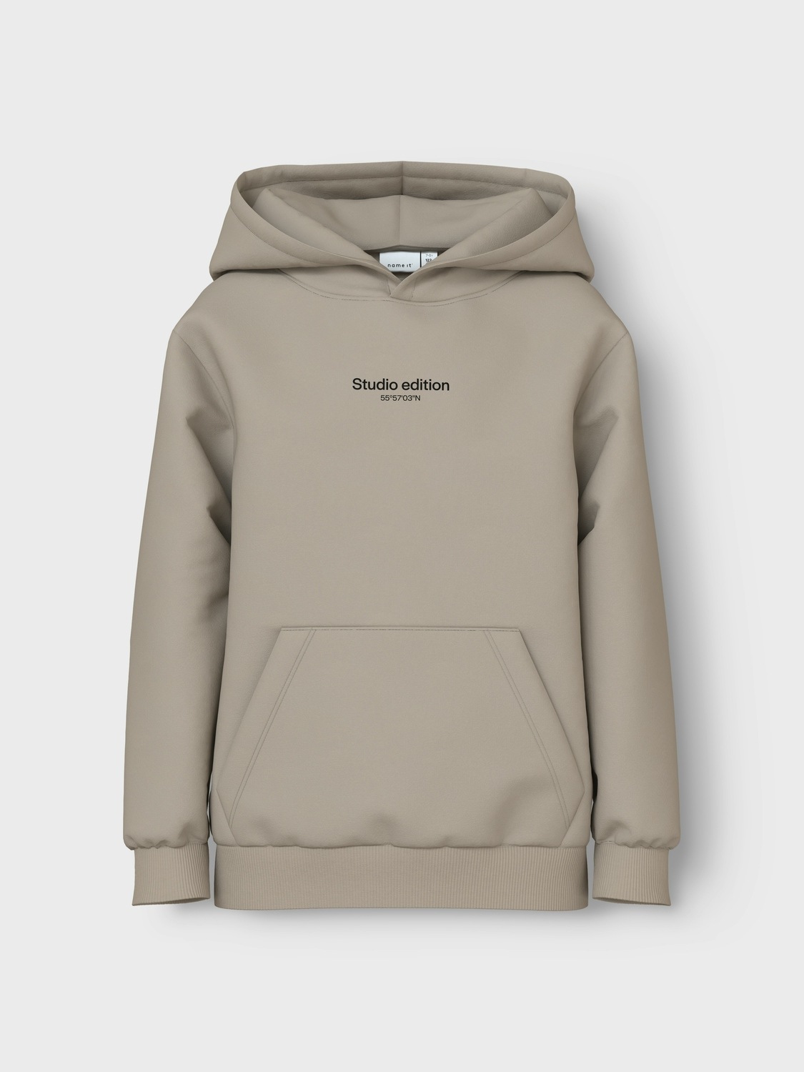 Name It Kapuzensweatshirt »NKMBRODY LS NREG SWEAT WH BRU NOOS«, mit kleinem Logoprint