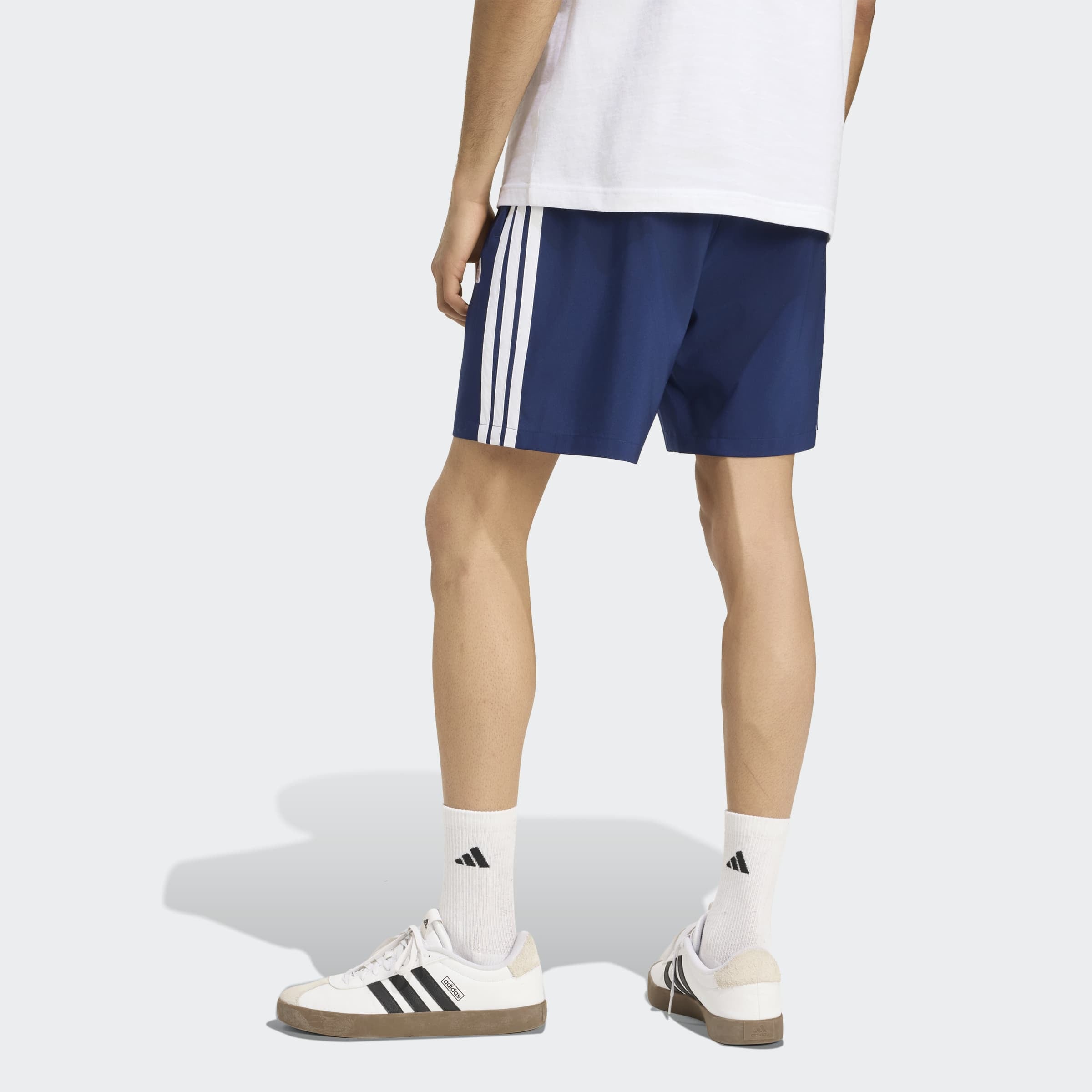 adidas Sportswear Shorts »ESSENTIALS 3-STREIFEN CHELSEA LITE, GEWEBT«