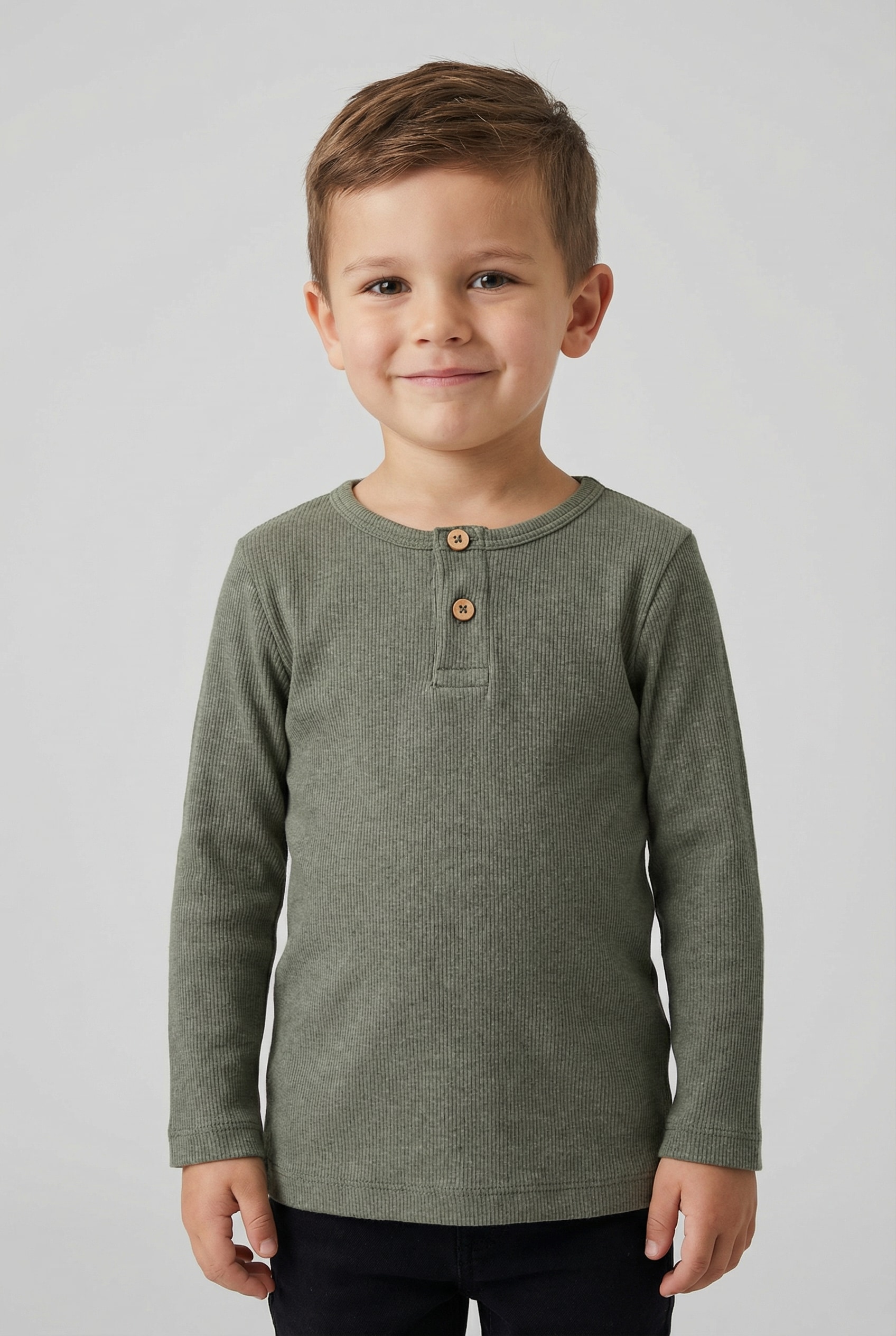 Name It "NMMKAB LS TOP NOOS" Im Henley-Stil - mit kurzer Knopfleise, normal geschnitten