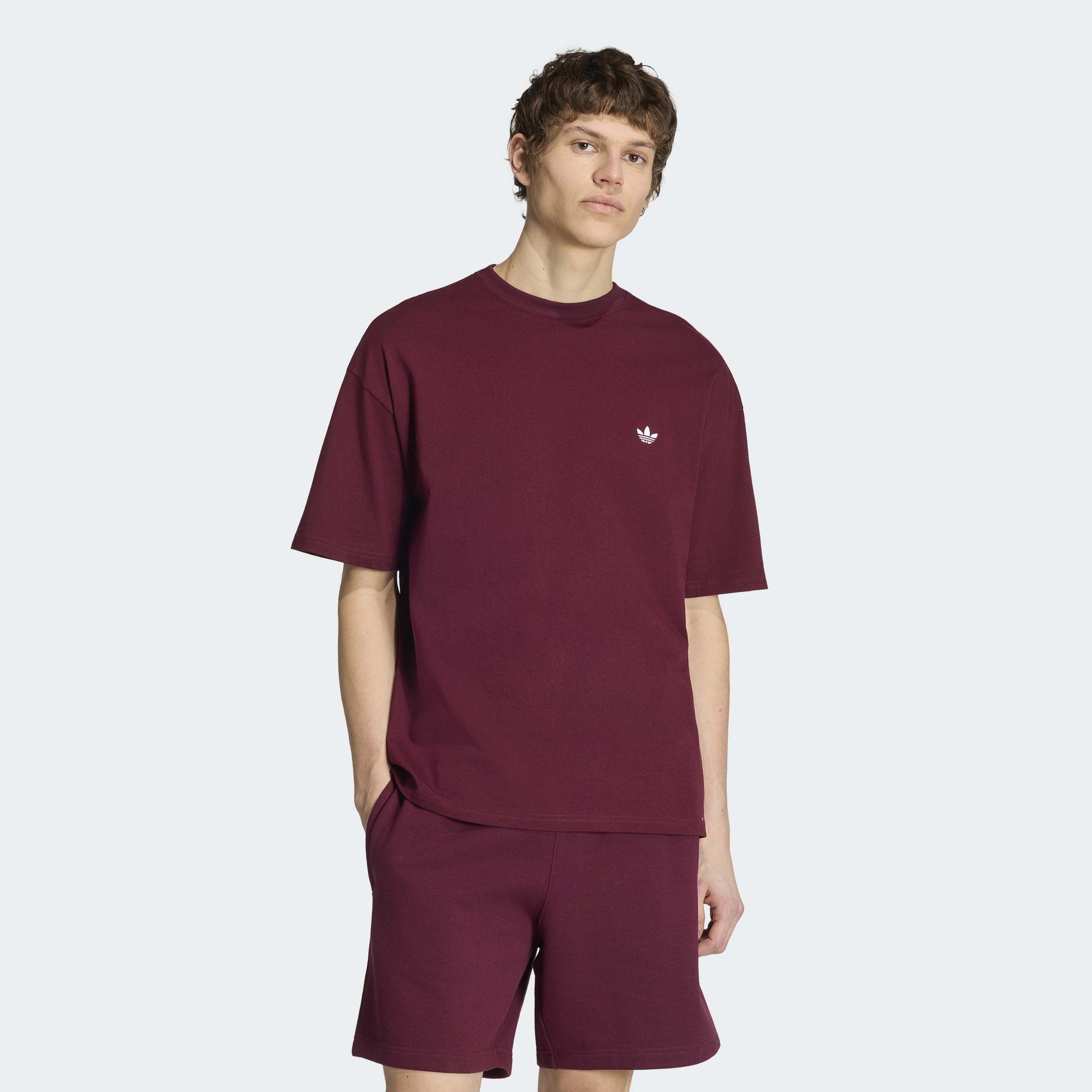 adidas Originals T-Shirt "TREFOIL ESSENTIALS, LOCKER GESCHNITTEN" für Erwachsene, mit Rundhalsausschnitt, ohne Verschluss, aus Baumwolle