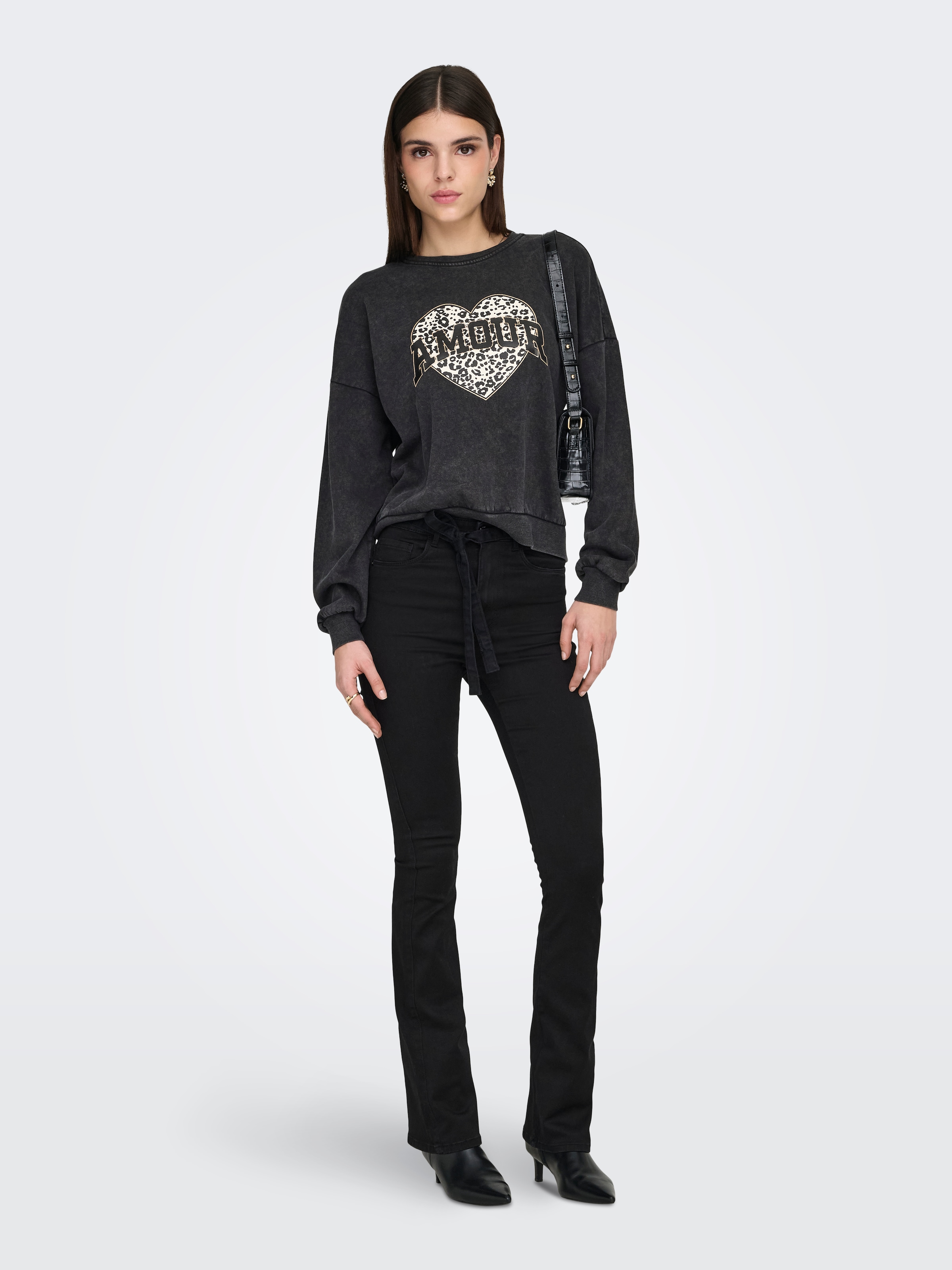 ONLY Sweatshirt »ONLLAUREN L/S LEO O-NECK CC SWT«
