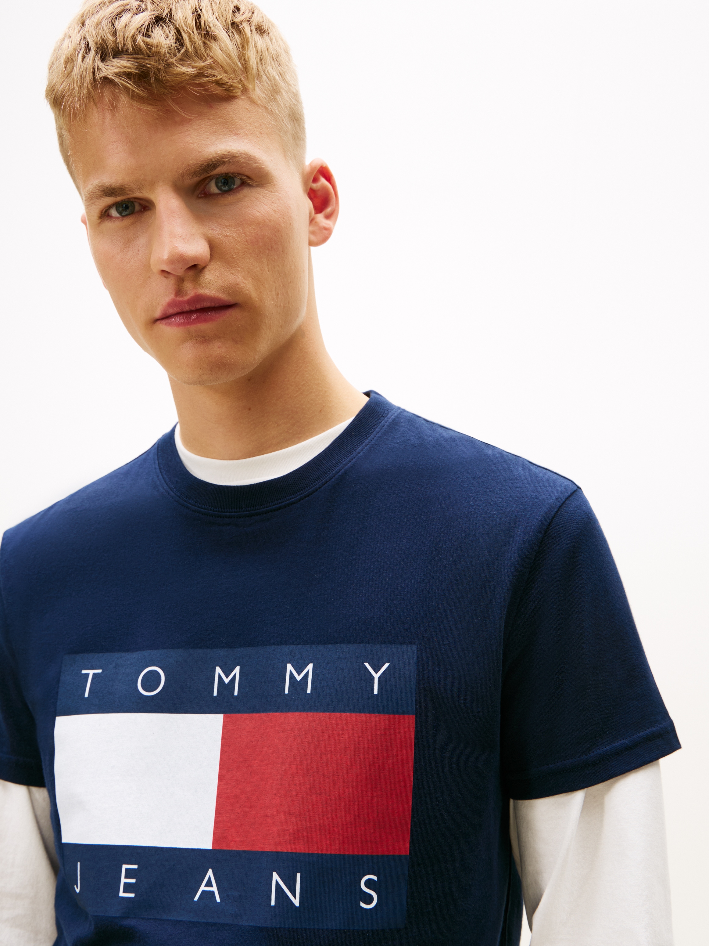 Tommy Jeans T-Shirt, Rundhalsausschnitt, Regular Fit, Logo-Druck