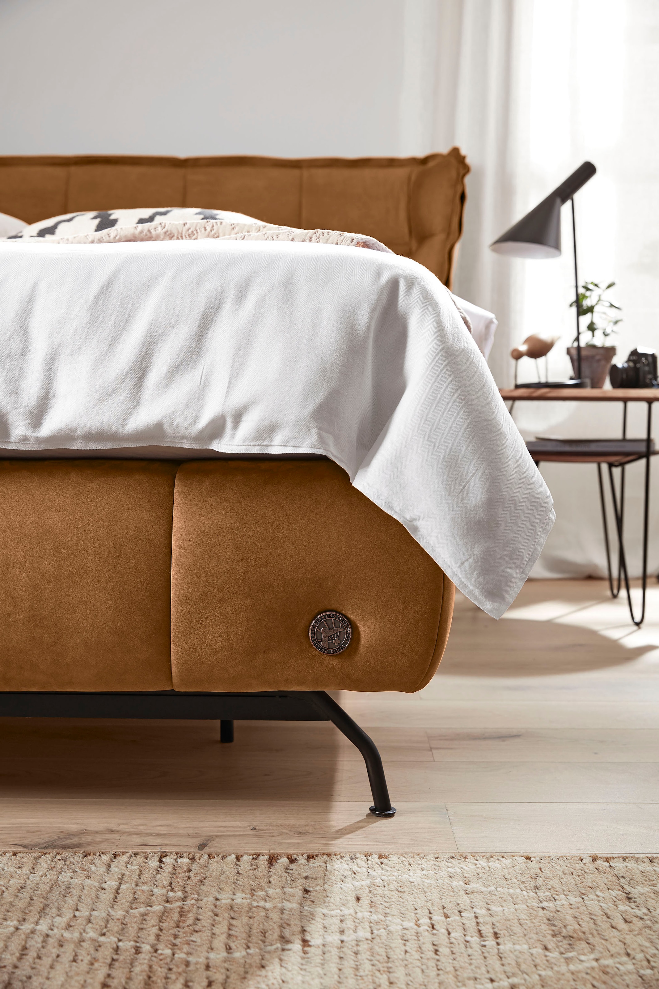 Birkenstock Boxspringbett »Basel Luxury«, luxuriöses Kopfteil mit offener Naht