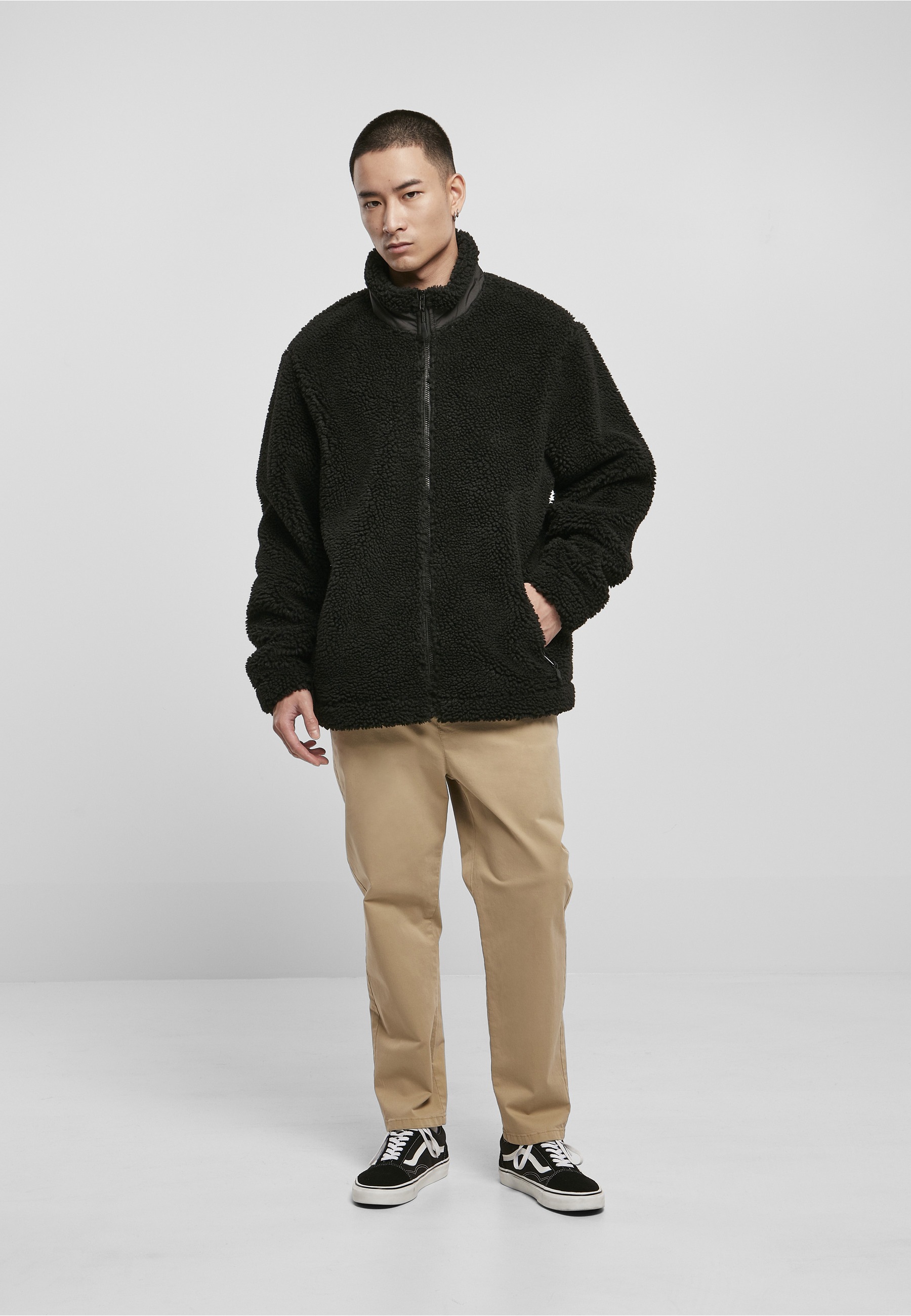 URBAN CLASSICS Winterjacke »Urban Classics Herren Basic Sherpa Jacket« 1 Stk. tlg. ohne Kapuze