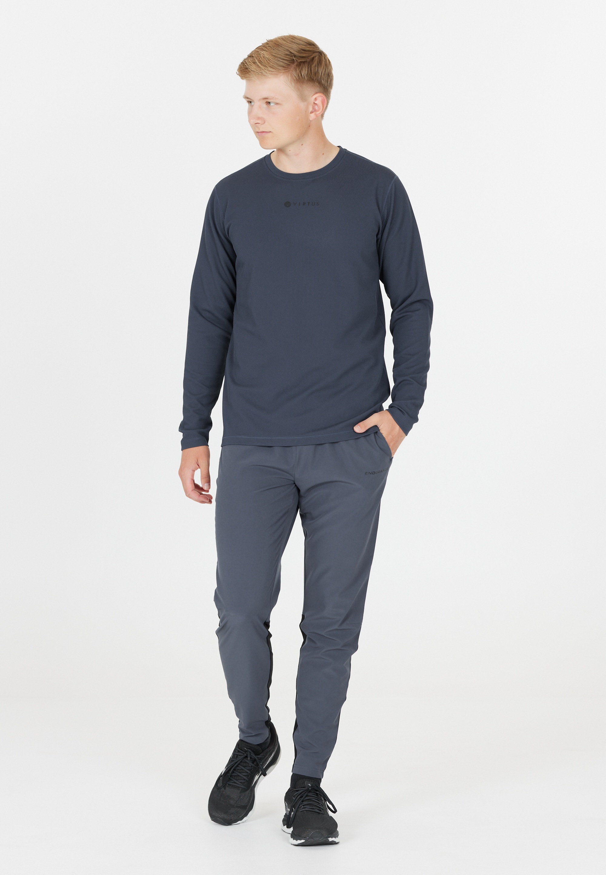 Virtus Langarmshirt »Besto«, mit Quick Dry-Technologie