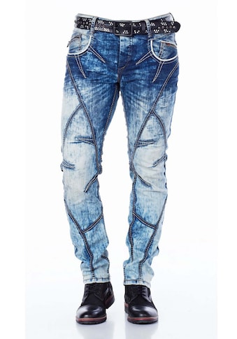 Cipo & Baxx Straight-Jeans, mit cooler Waschung und Ziernähten kaufen