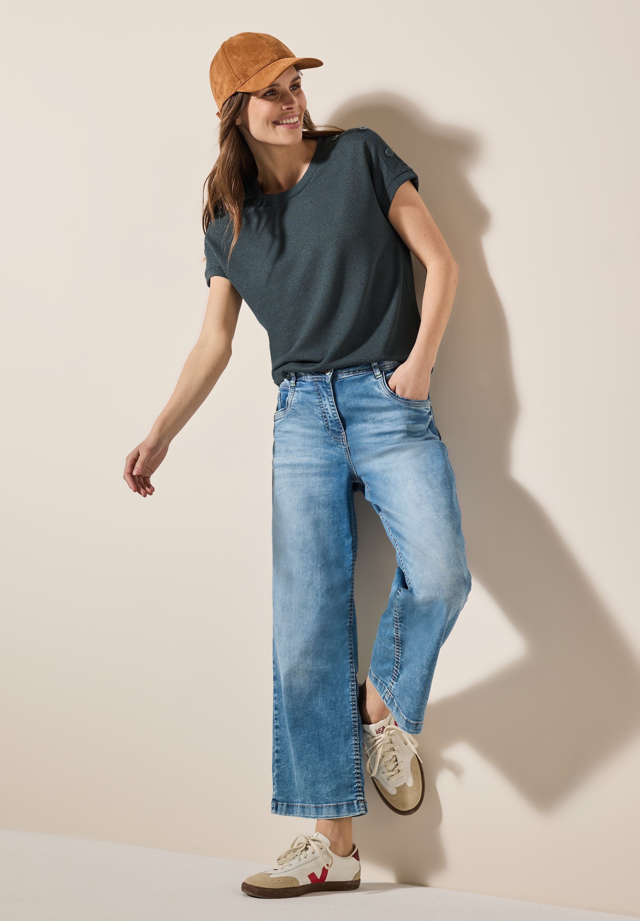 Cecil T-Shirt, in Struktur-Optik und mit Knopf-Details