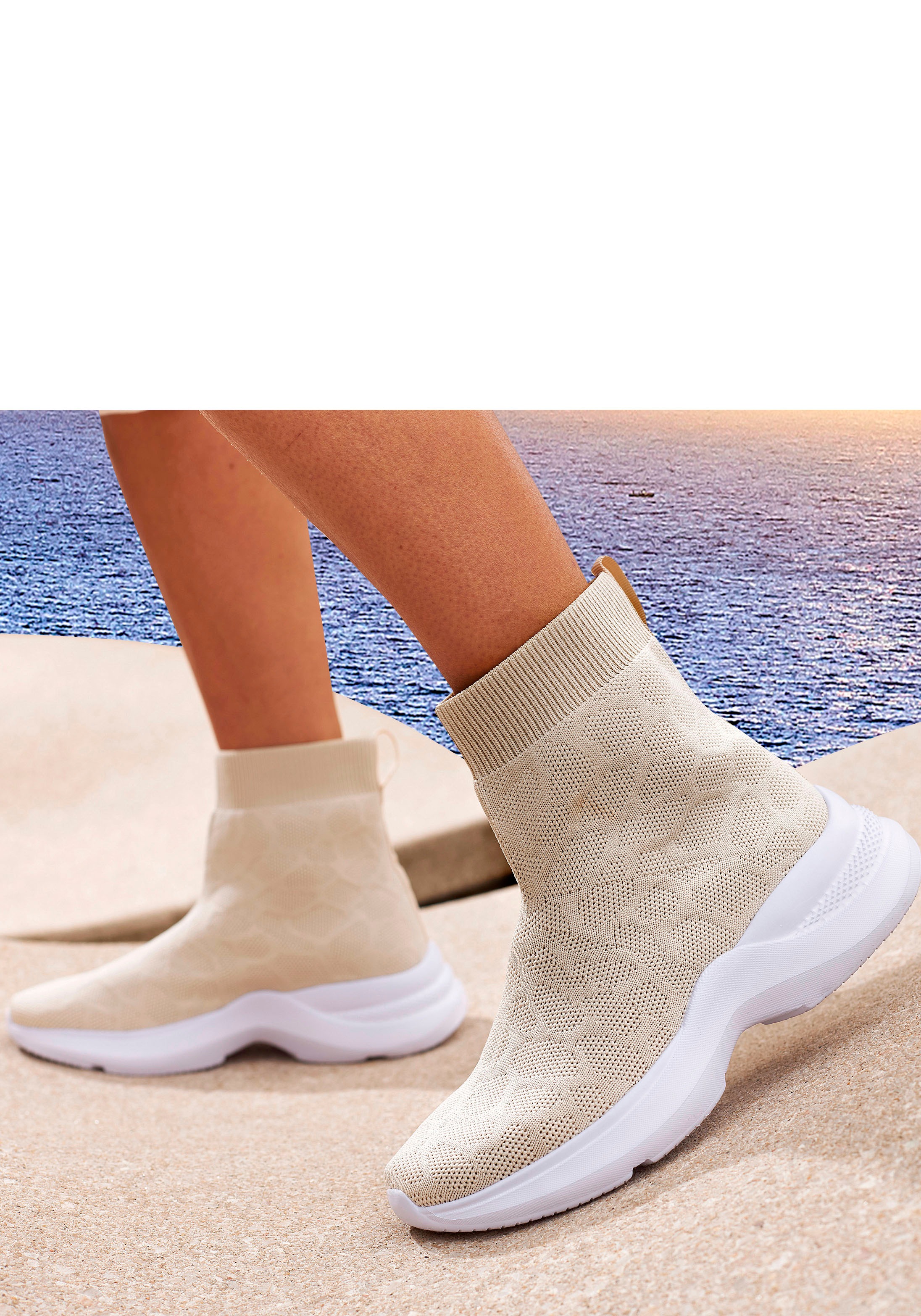 Thumbnail - LASCANA Stiefelette "Sock Boot, Sneaker" elastisches Material, Slipper, Boot, Freizeitschuhe, High Top VEGAN