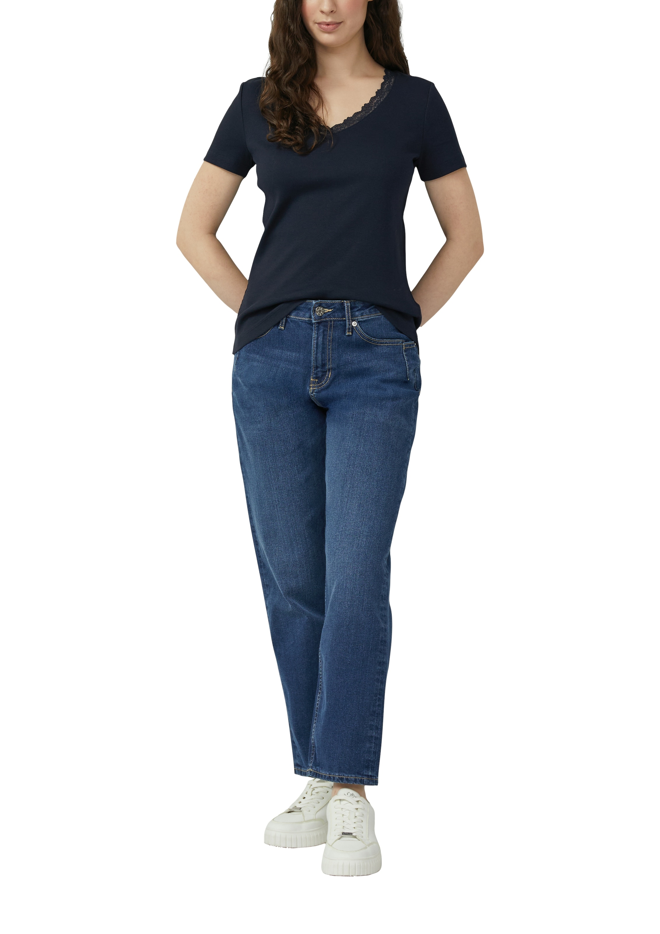 s.Oliver Kurzarmshirt mit V-Ausschnitt und Spitze