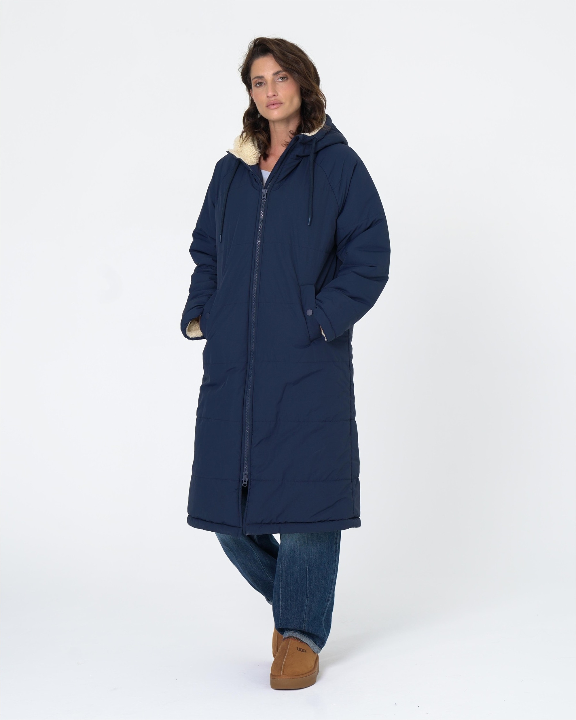 freshlions Wintermantel "Emilia", 1 Stk. mit großer, verstellbarer Kapuze günstig online kaufen