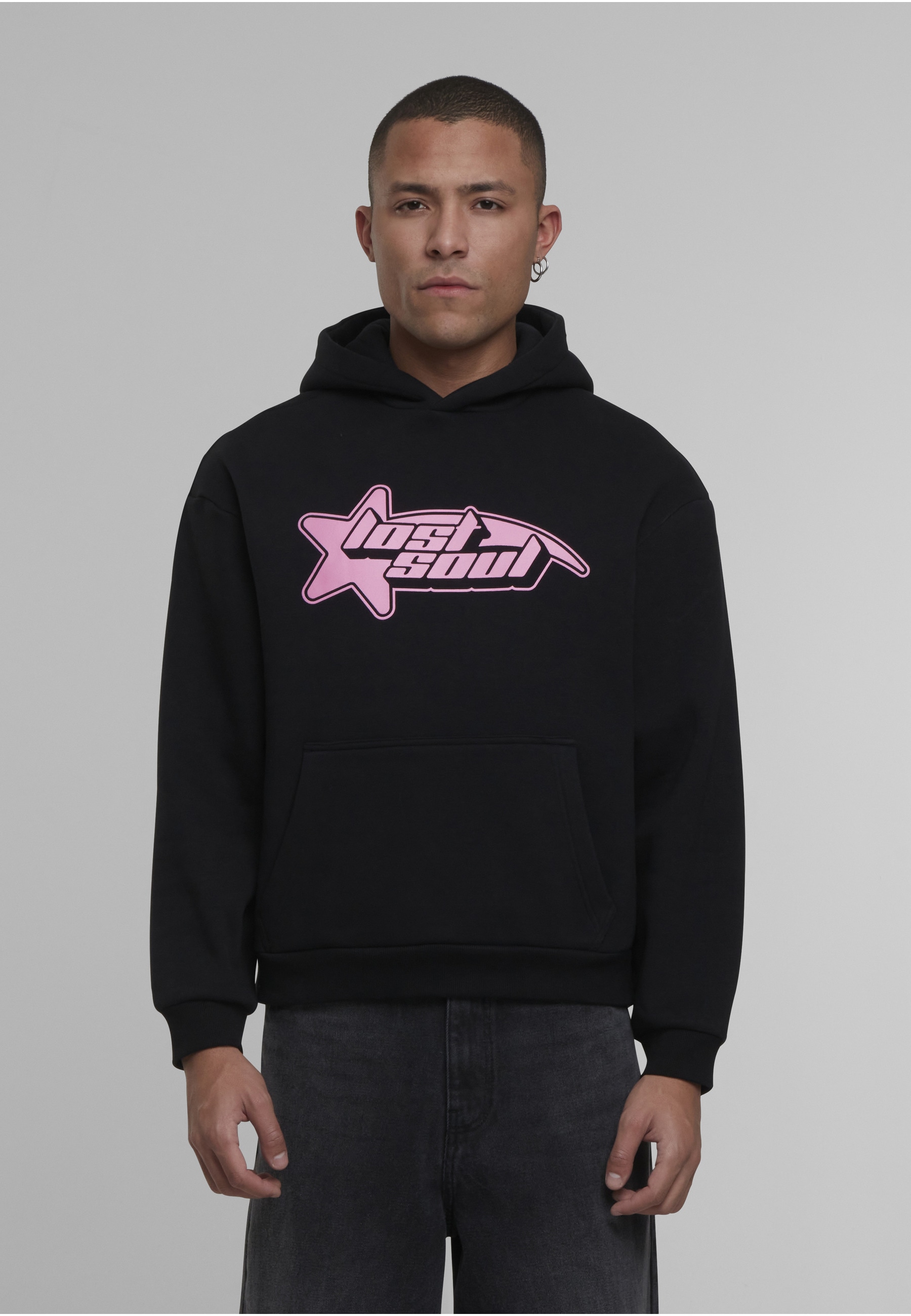 MisterTee Kapuzenpullover »MisterTee Lost Soul Fluffy Hoody« 1 Stk.