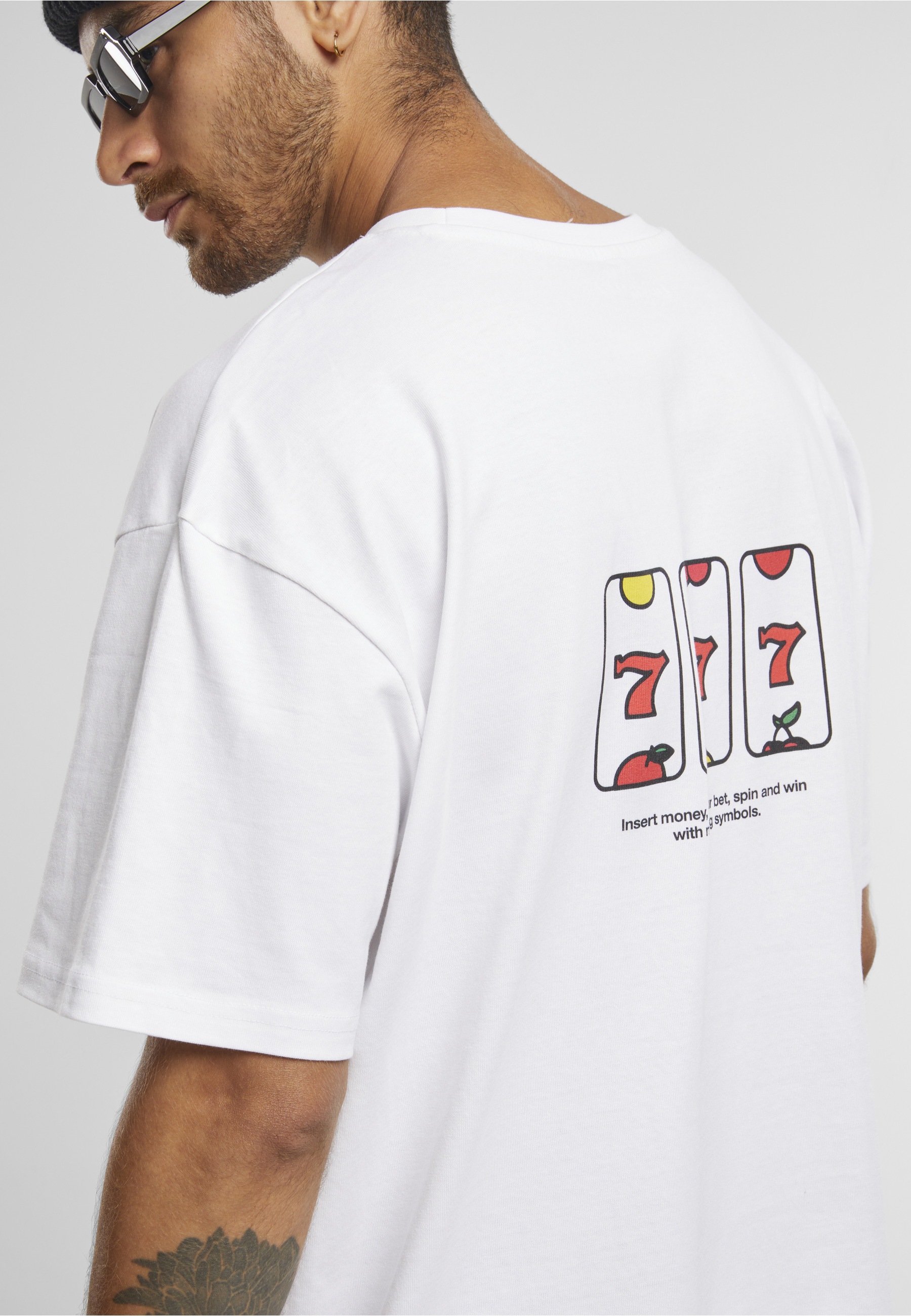 Upscale by Mister Tee T-Shirt »Upscale by Mister Tee Every Spin Wins Tee« 1