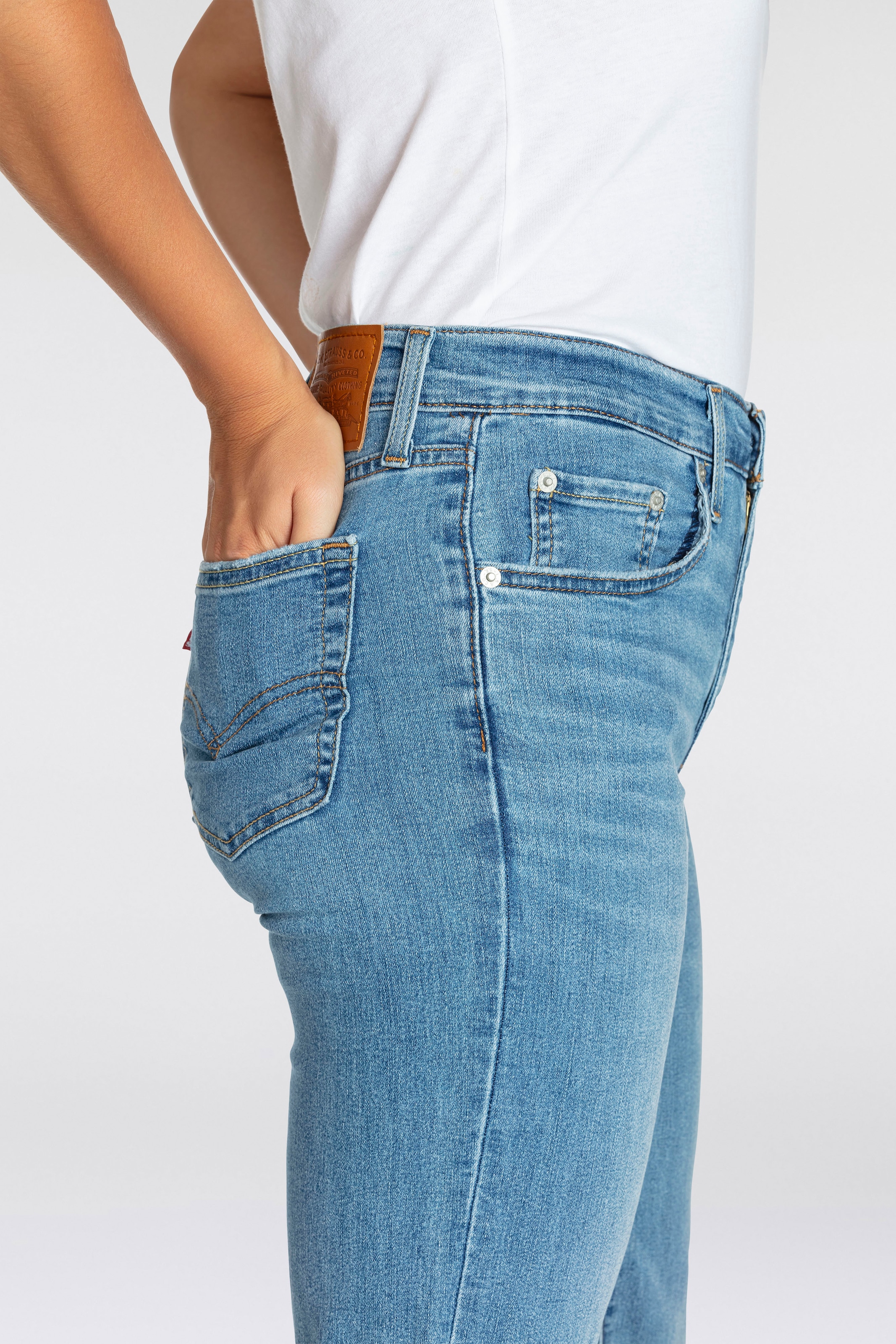 Levi's® Straight-Jeans »724 High Rise Straight«