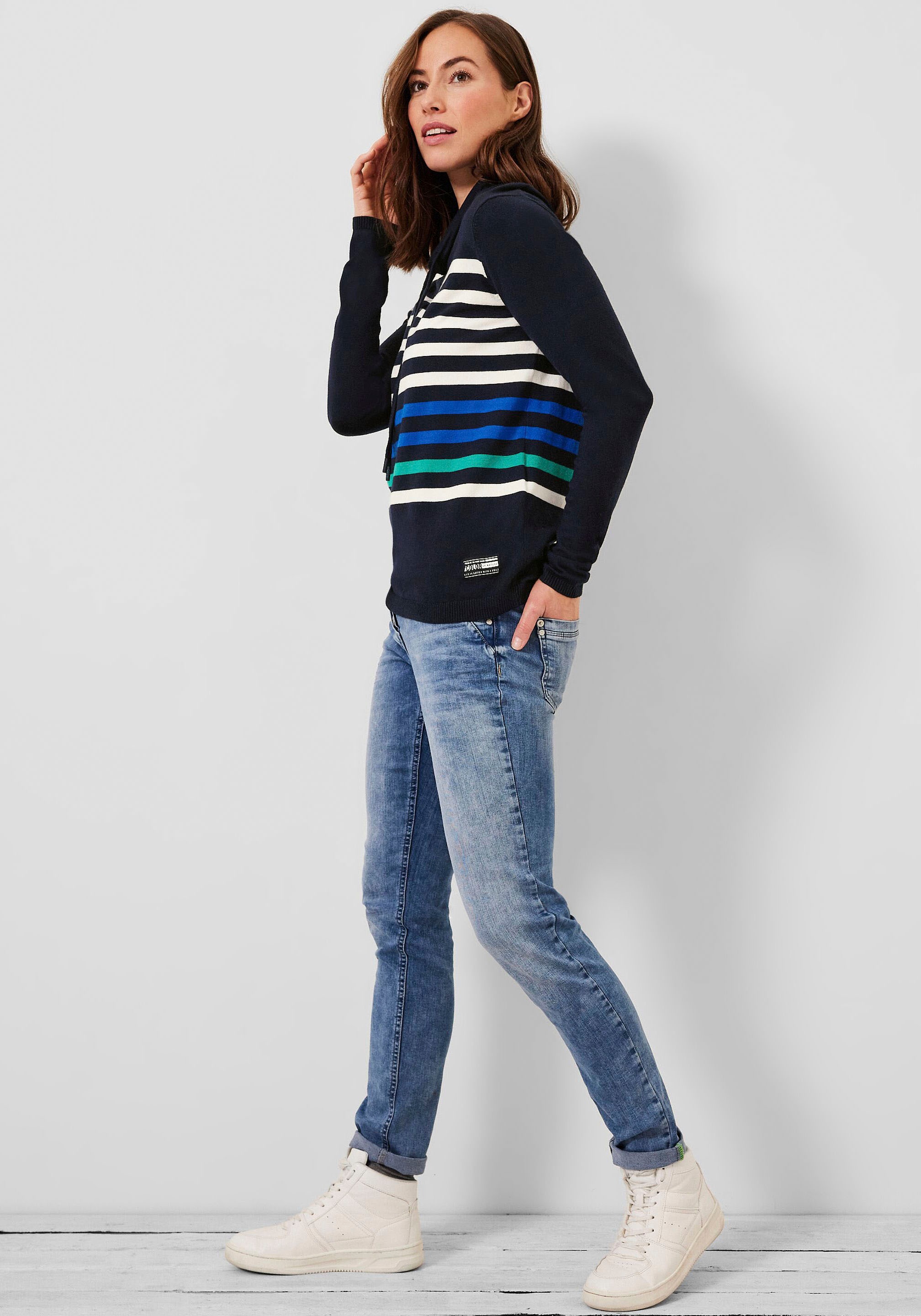 Cecil Stehkragenpullover in angesagtem Streifenmuster NH8603