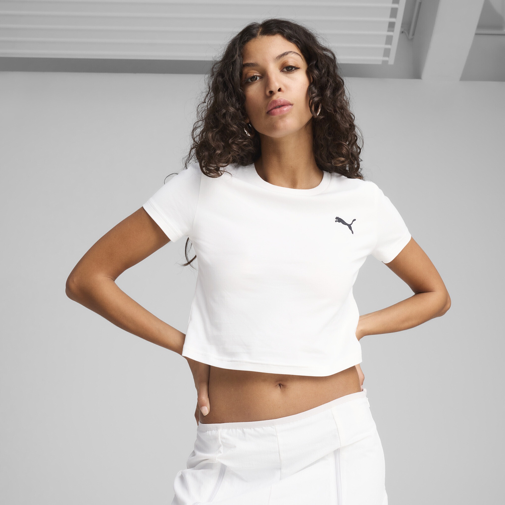 Thumbnail - PUMA T-Shirt "WARDROBE ESS Kurzes figurbetontes T-Shirt Damen"