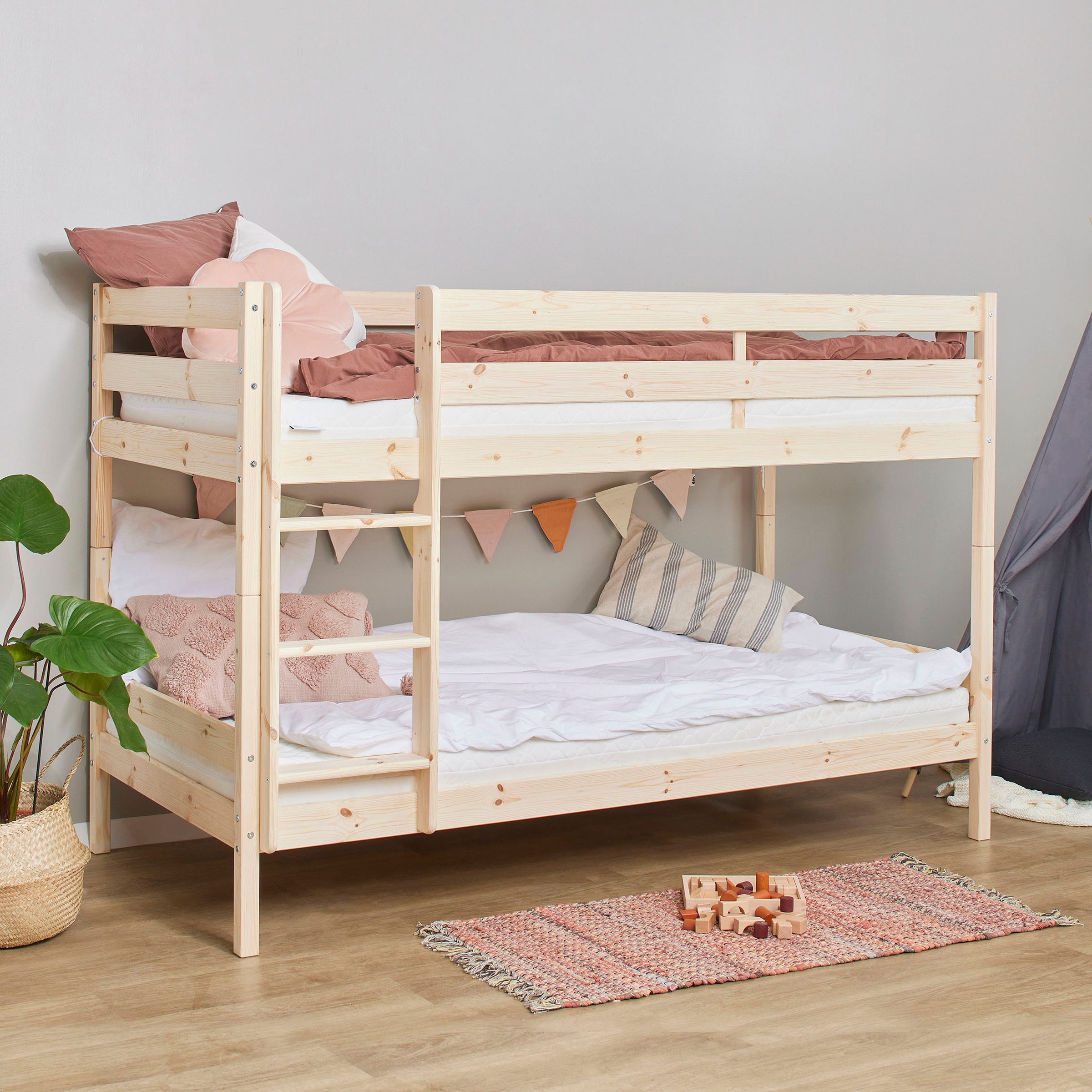 Hoppekids Etagenbett »ECO Comfort Kinderbett 90x200 oder 70x160 aus Massivholz in 4 Farben«, TÜV, FSC und Nordisches Umweltzeichen – wahlweise mit Matratzen