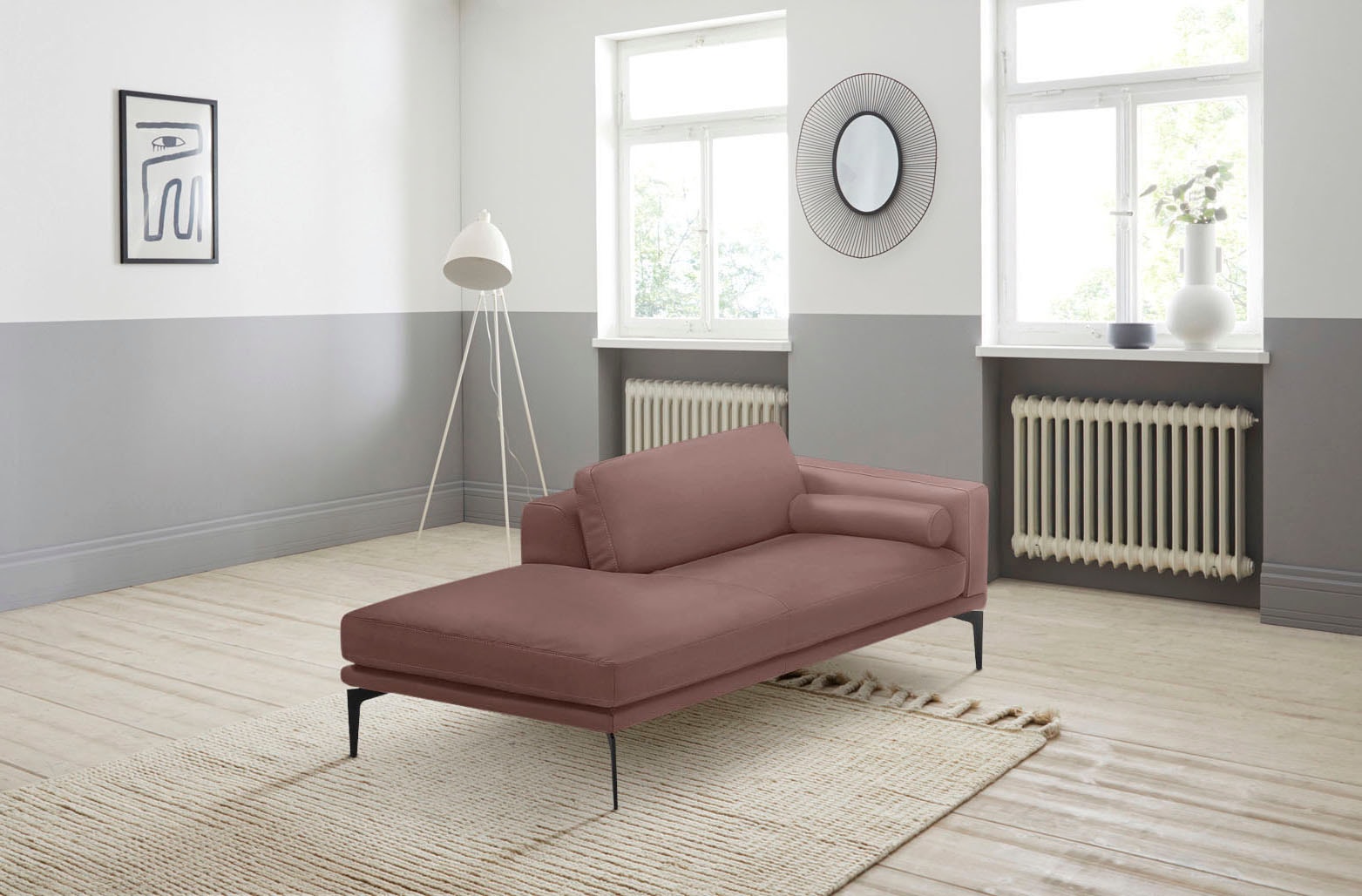 Egoitaliano Ottomane "Masu, Design trifft super Sitzkomfort, mit toller Detailverarbeitung" Rückenkissen und Armteilrolle für mehr Komfort, mit Metallfüßen