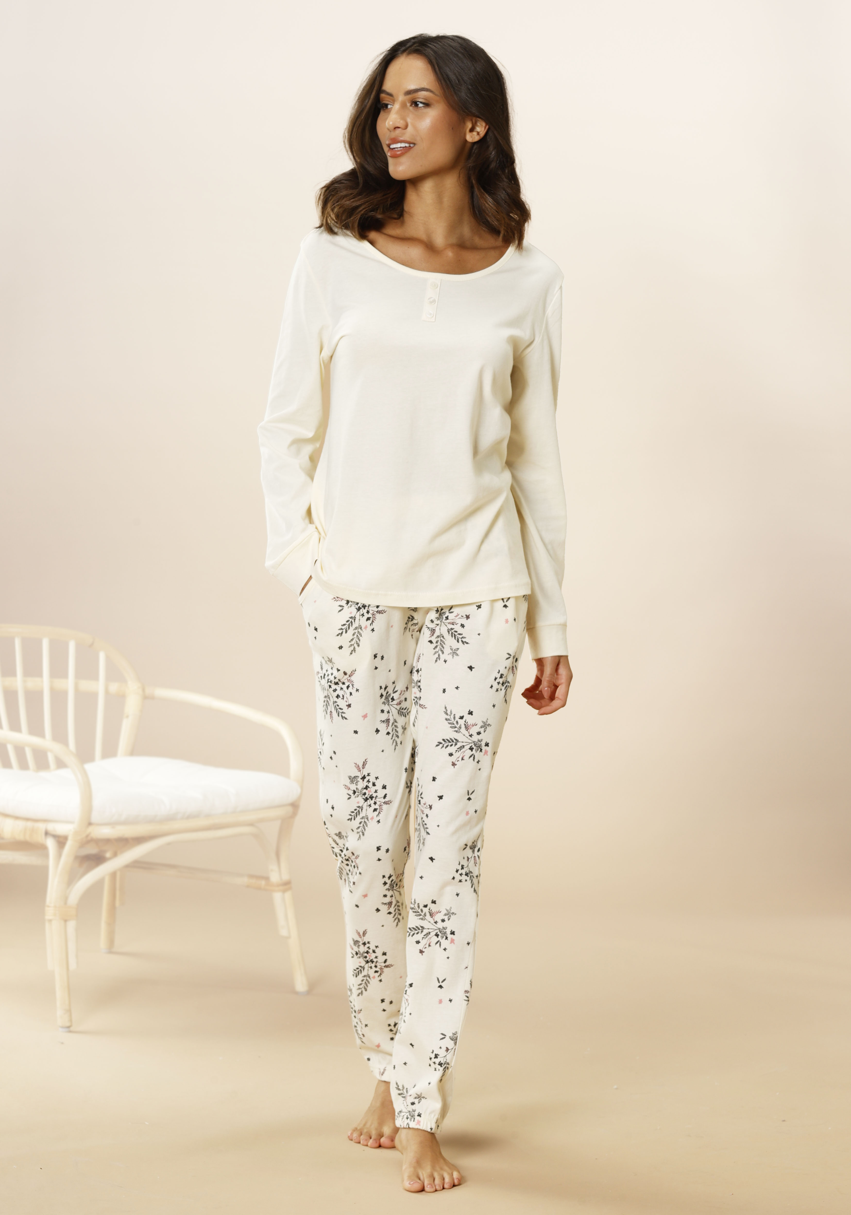 Vivance Dreams by Lascana Pyjama Set, 2 tlg. mit feinem Blumenprint