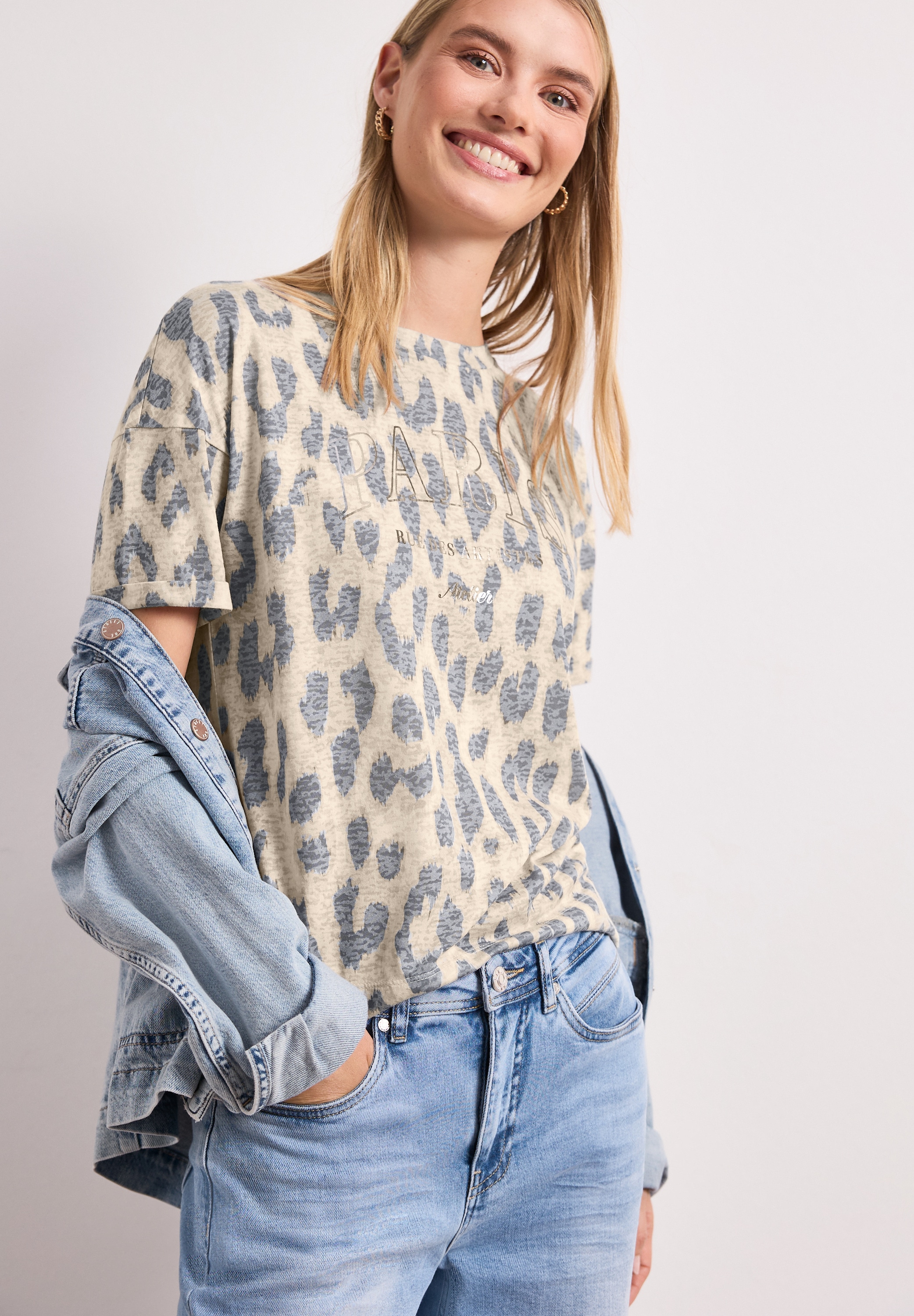 STREET ONE Kurzarmshirt Sommershirt im Ausbrenner-Look mit Leo-Print