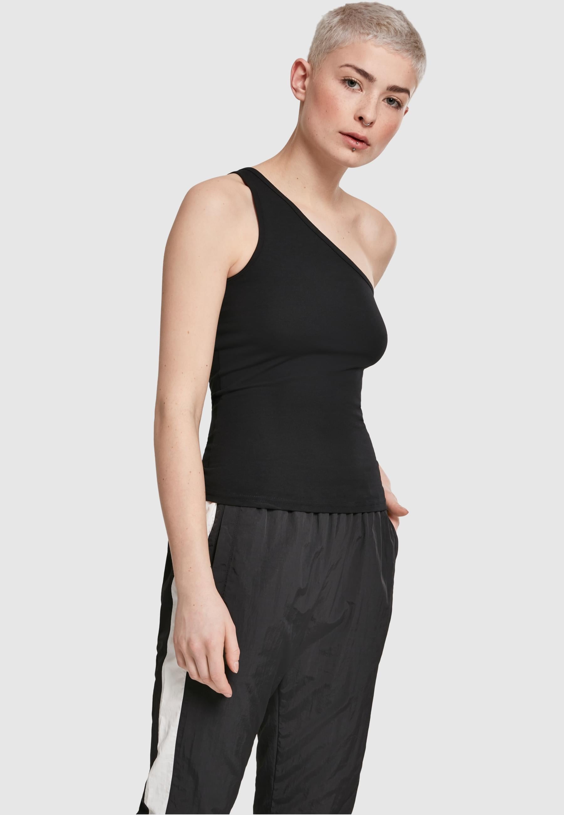 URBAN CLASSICS Muskelshirt »Urban Classics Damen Ladies Asymmetric Top«, (1 tlg.)
