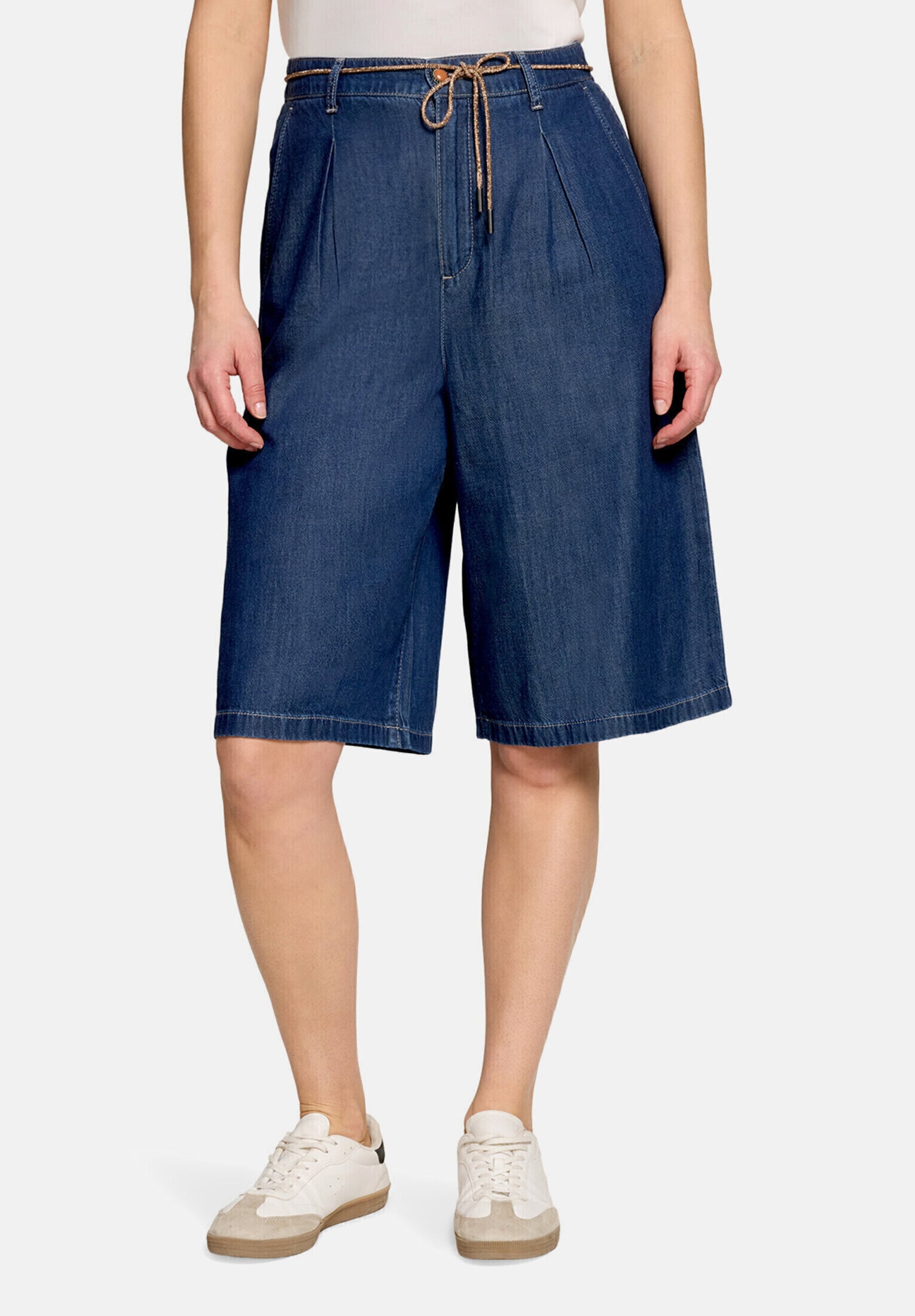Cartoon Bermudas »Damen mit Bindegürtel«