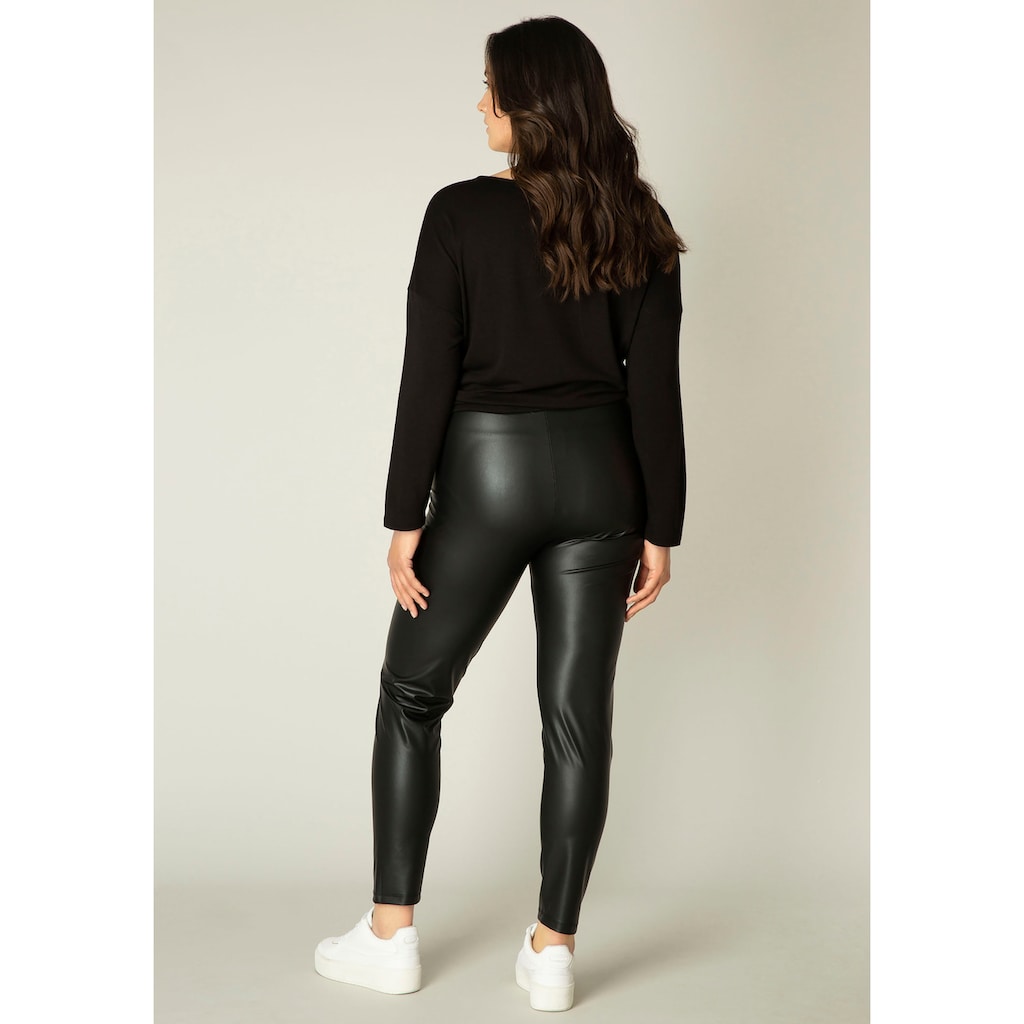 Base Level Curvy Leggings »Alene«, In leicht glänzender Lederimitat-Optik