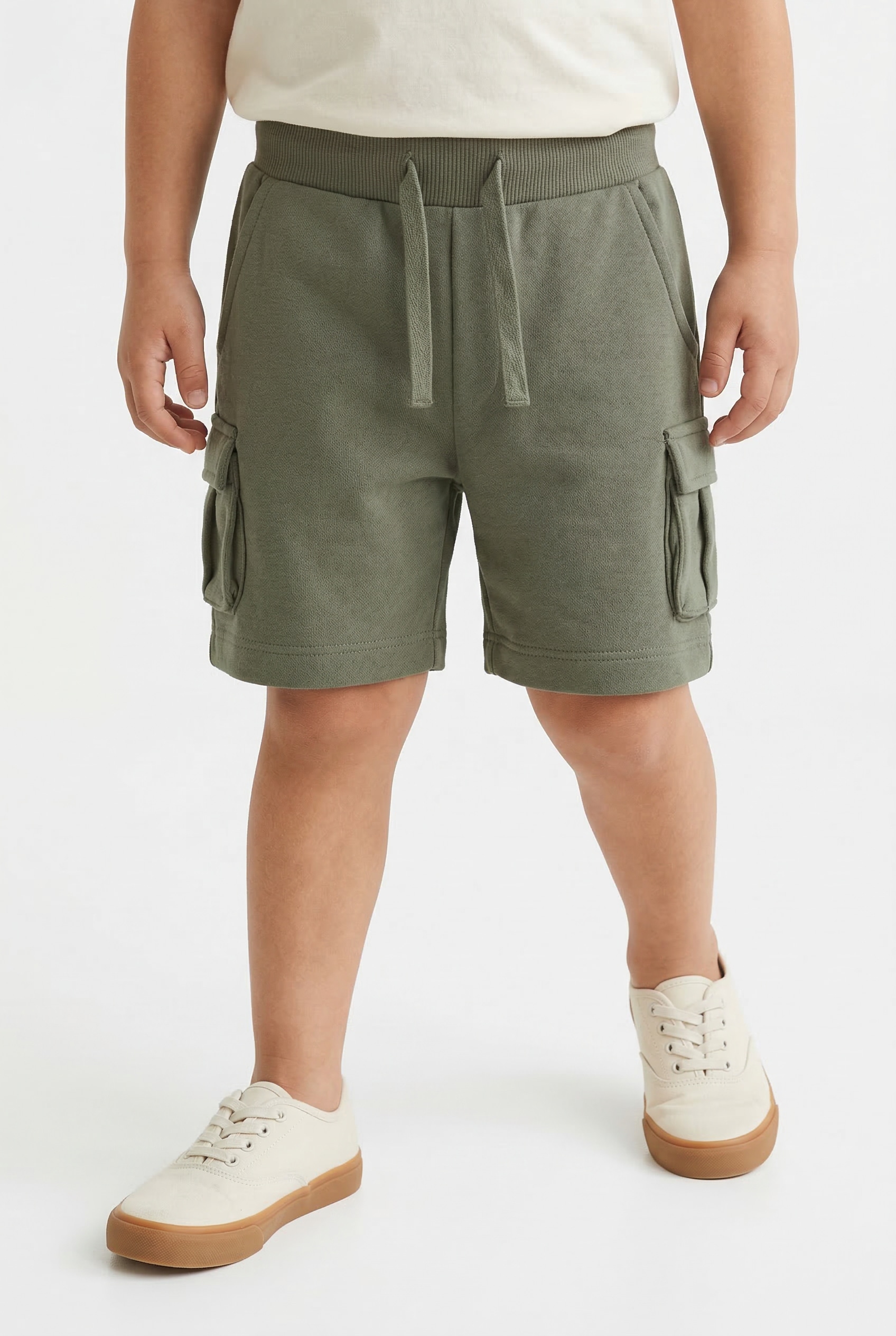 Name It Sweatshorts »NMMOLI SWEAT SHORTS UNB NOOS«  Baumwollmischung, verstellbarer und elastischer Bund, Cargotaschen