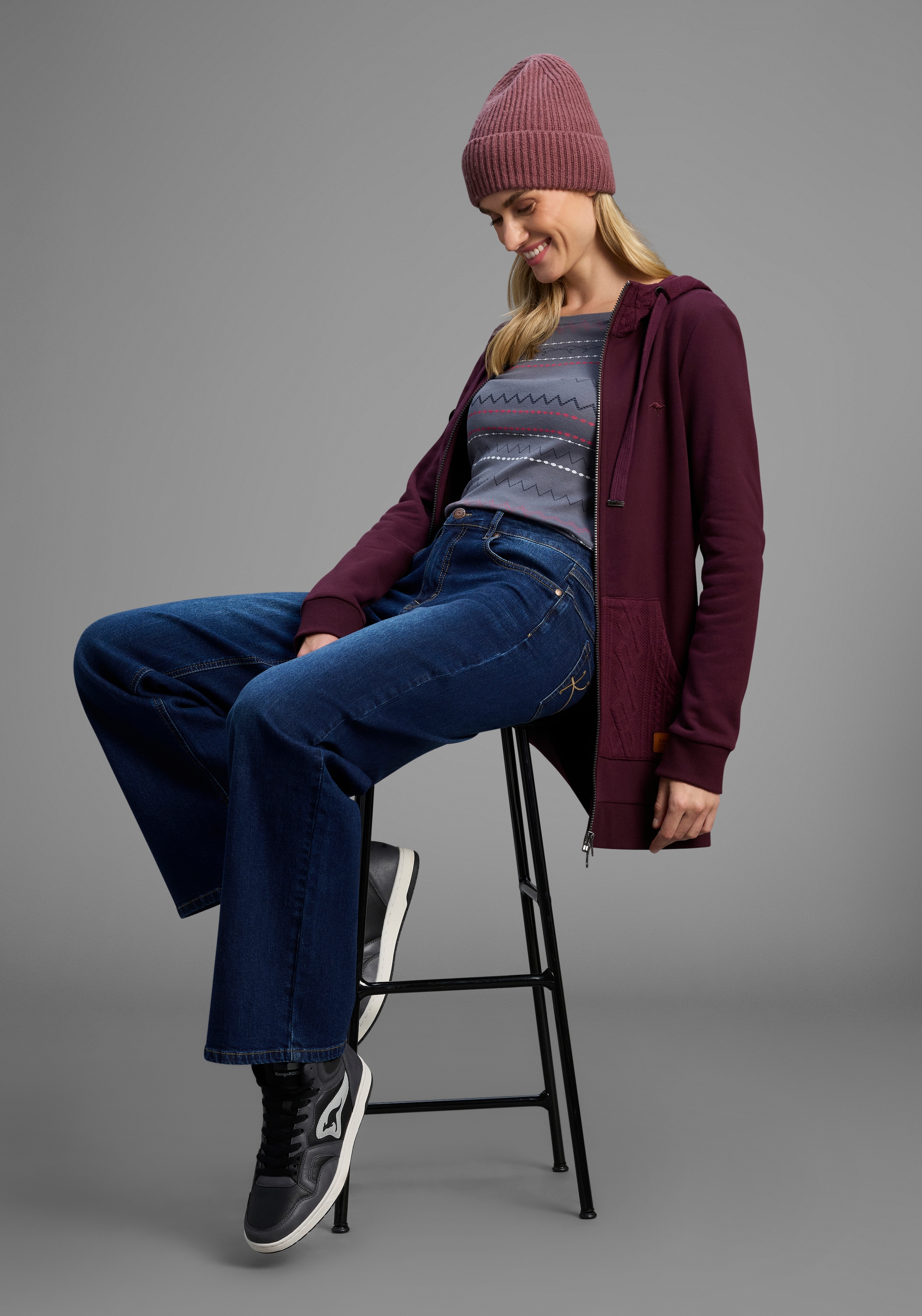 KangaROOS Kapuzensweatjacke, mit Zopfmusterdetails