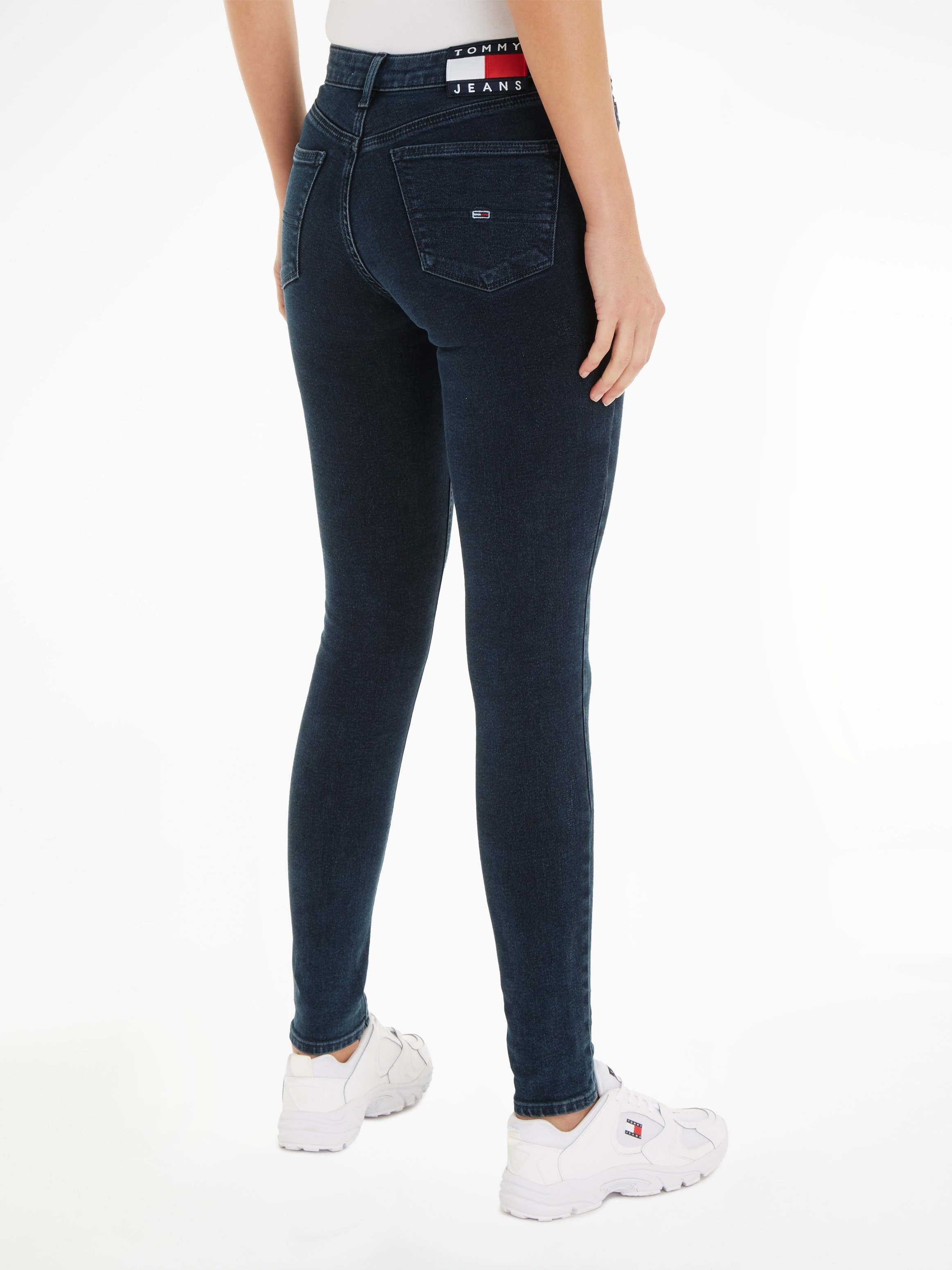 Tommy Jeans Skinny-fit-Jeans, dezenten mit BAUR | Label-Applikationen kaufen