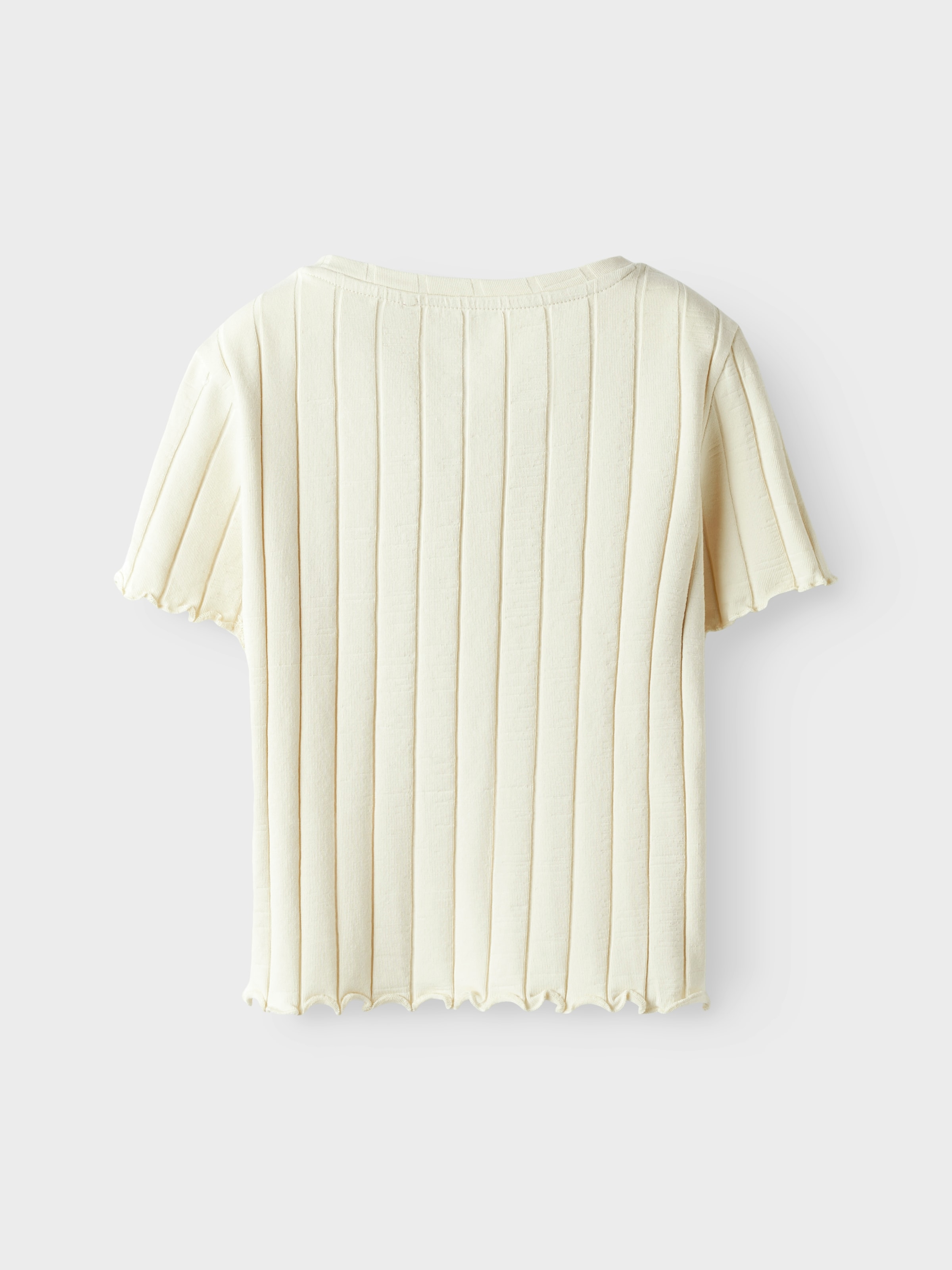 Name It T-Shirt »NKFNORALINA SS CROP TOP NOOS«, in toller Rippen-Qualität und mit gewellten Säumen