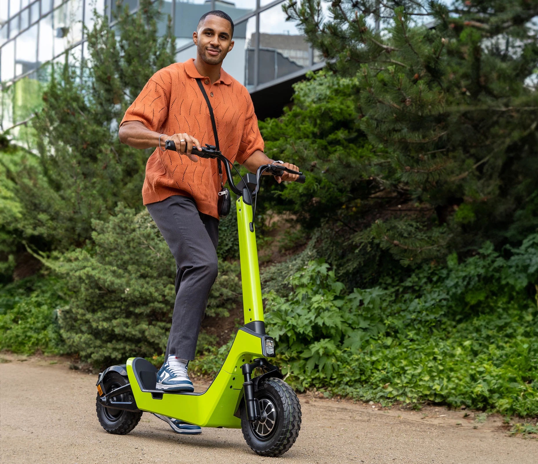 STREETBOOSTER E-Scooter »Castor«, ohne Straßenzulassung, bis zu 44 km Reichweite, Wechsel-Akku-System