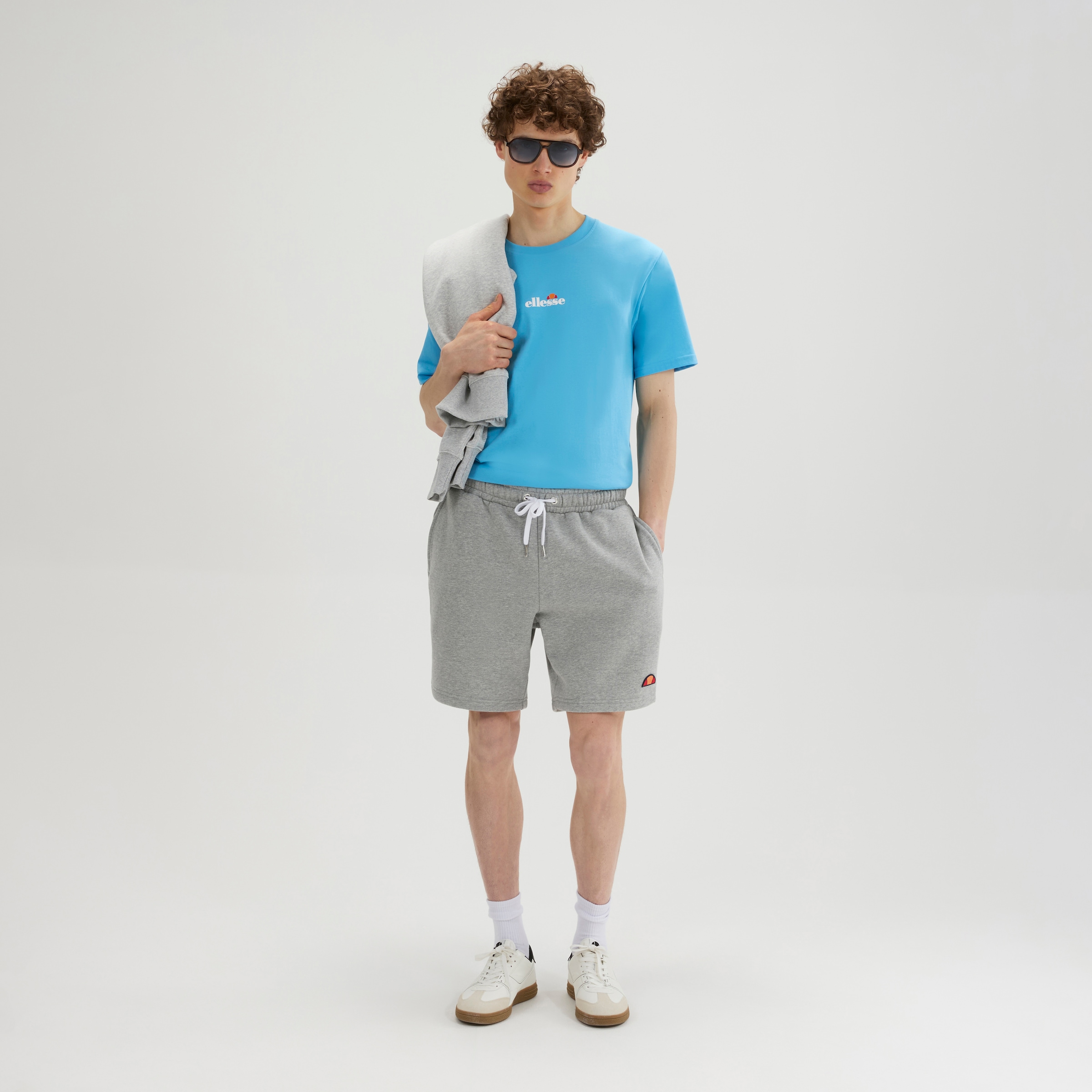 Ellesse Sweatshorts »ISLINGTON SHORT«  bequeme Passform, sportlicher Stil, für Freizeit und aktive Tage