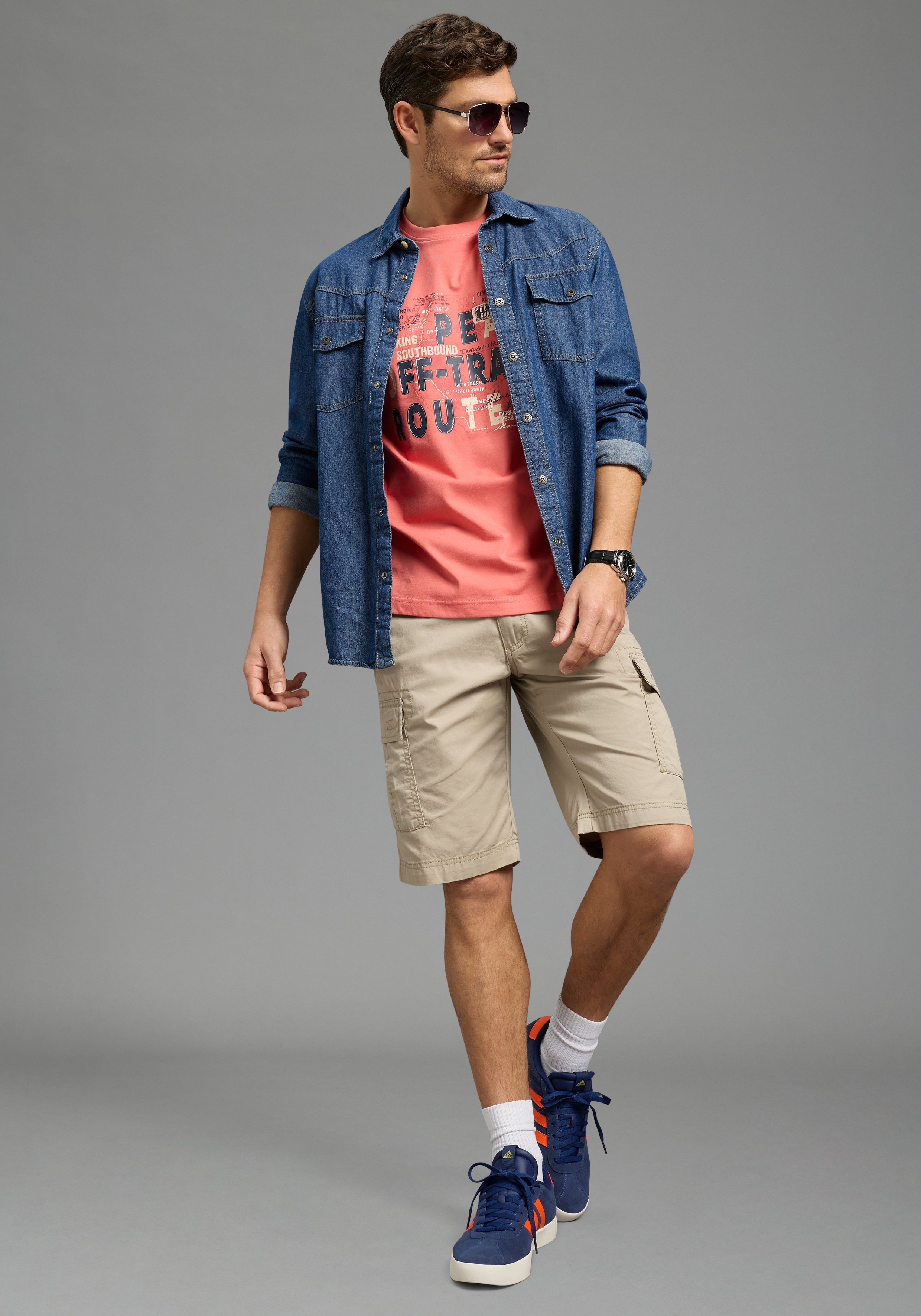 Mans World Rundhalsshirt "Neue Kollektion" normale Passform, kurzarm, mit Rundhalsausschnitt, mit Print