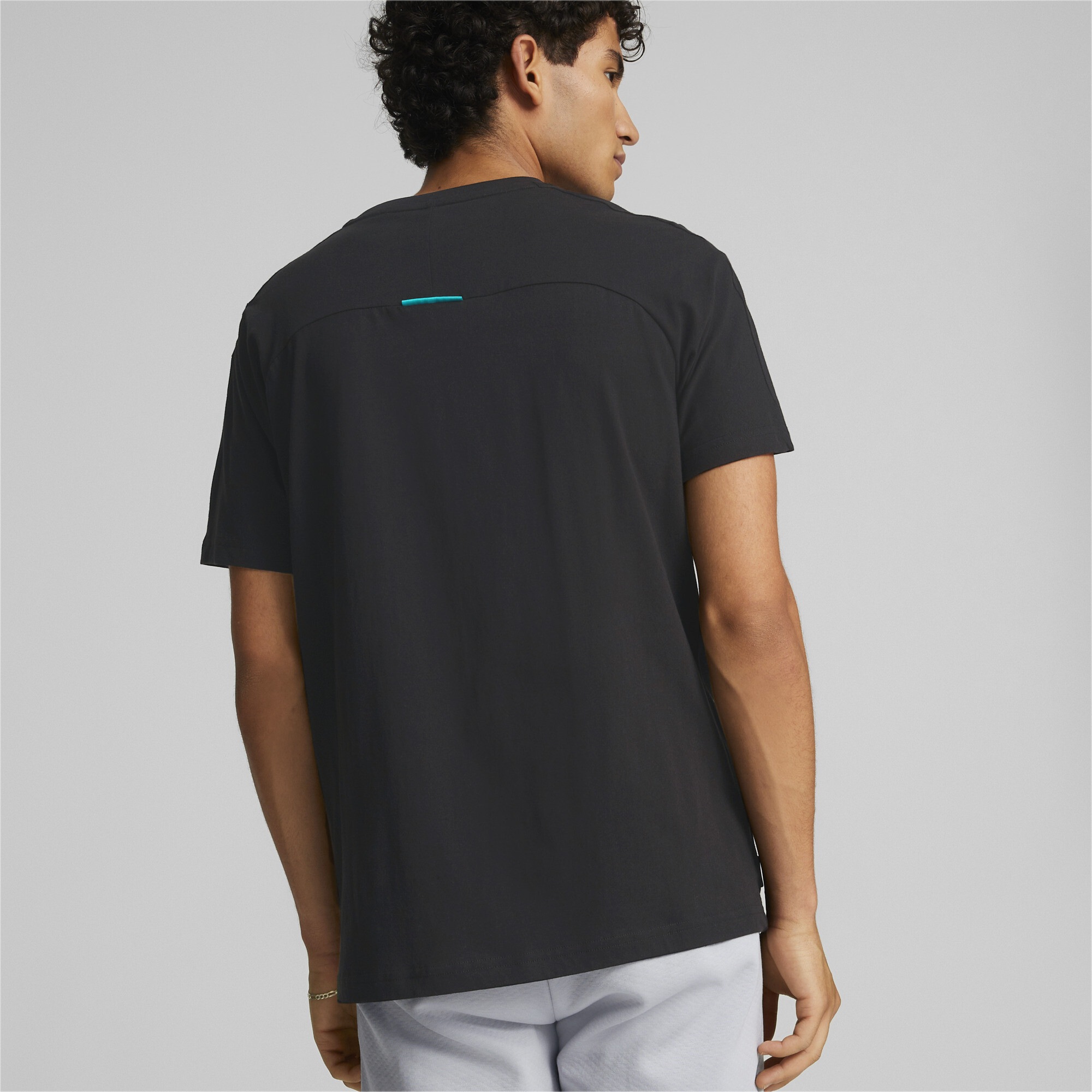 PUMA Trainingsshirt »Mercedes-AMG Petronas Motorsport Formel 1 MT7 T-Shirt Herren«